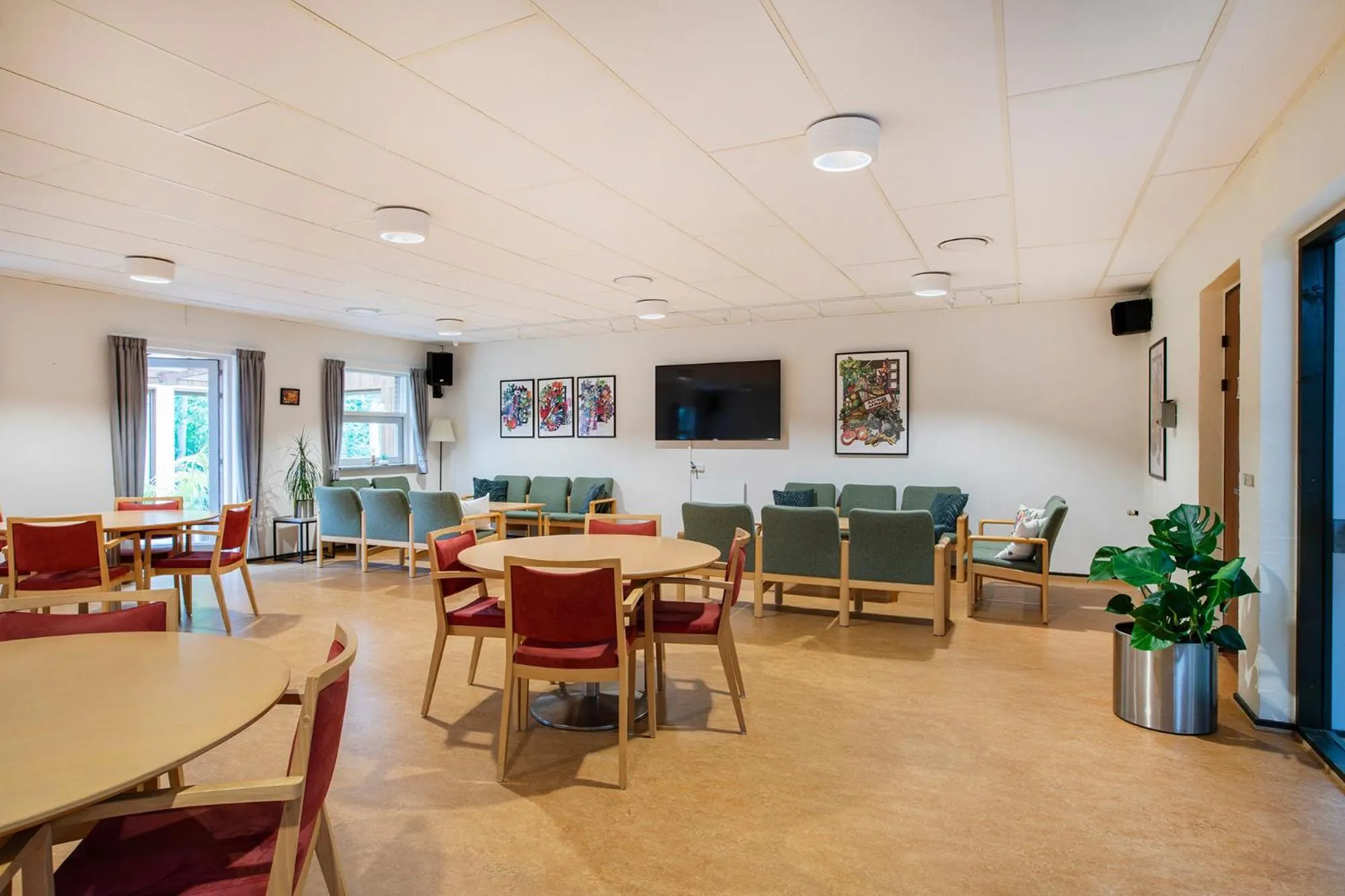 Communal lounge/ TV room in Aarhus Hostel og Hotel