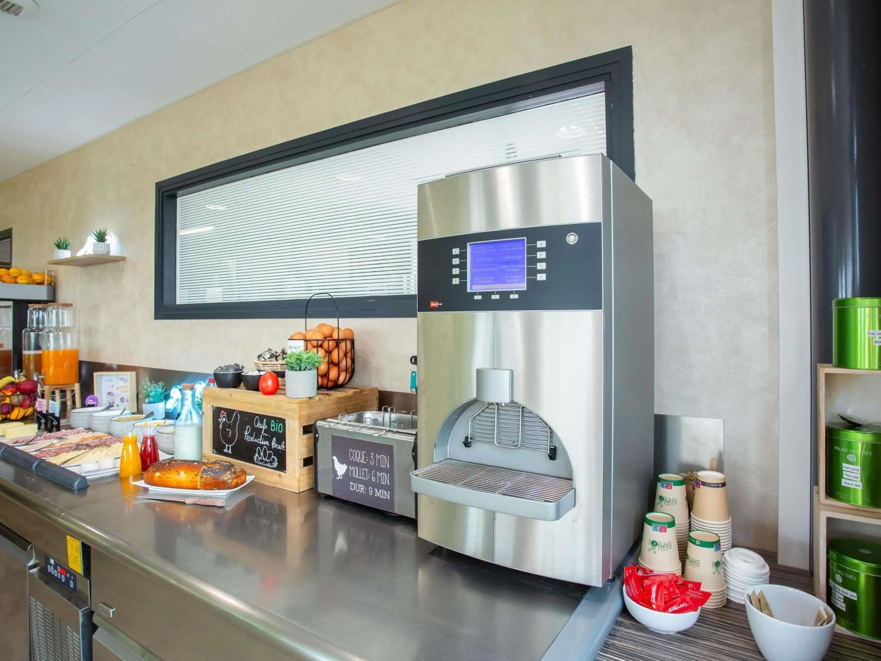 Breakfast in Hôtel Ibis Styles Bourges