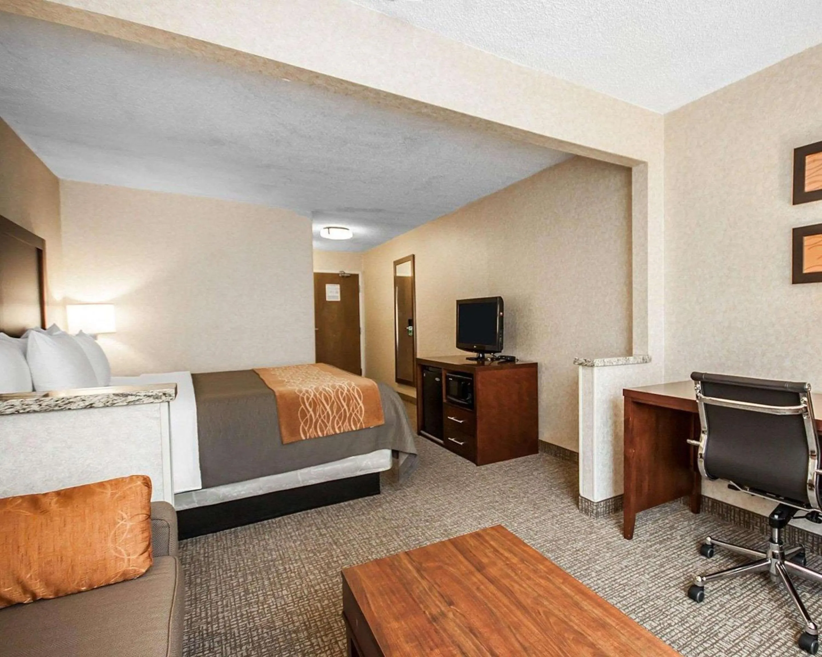 Bedroom, Bed in Quality Inn Pocatello North