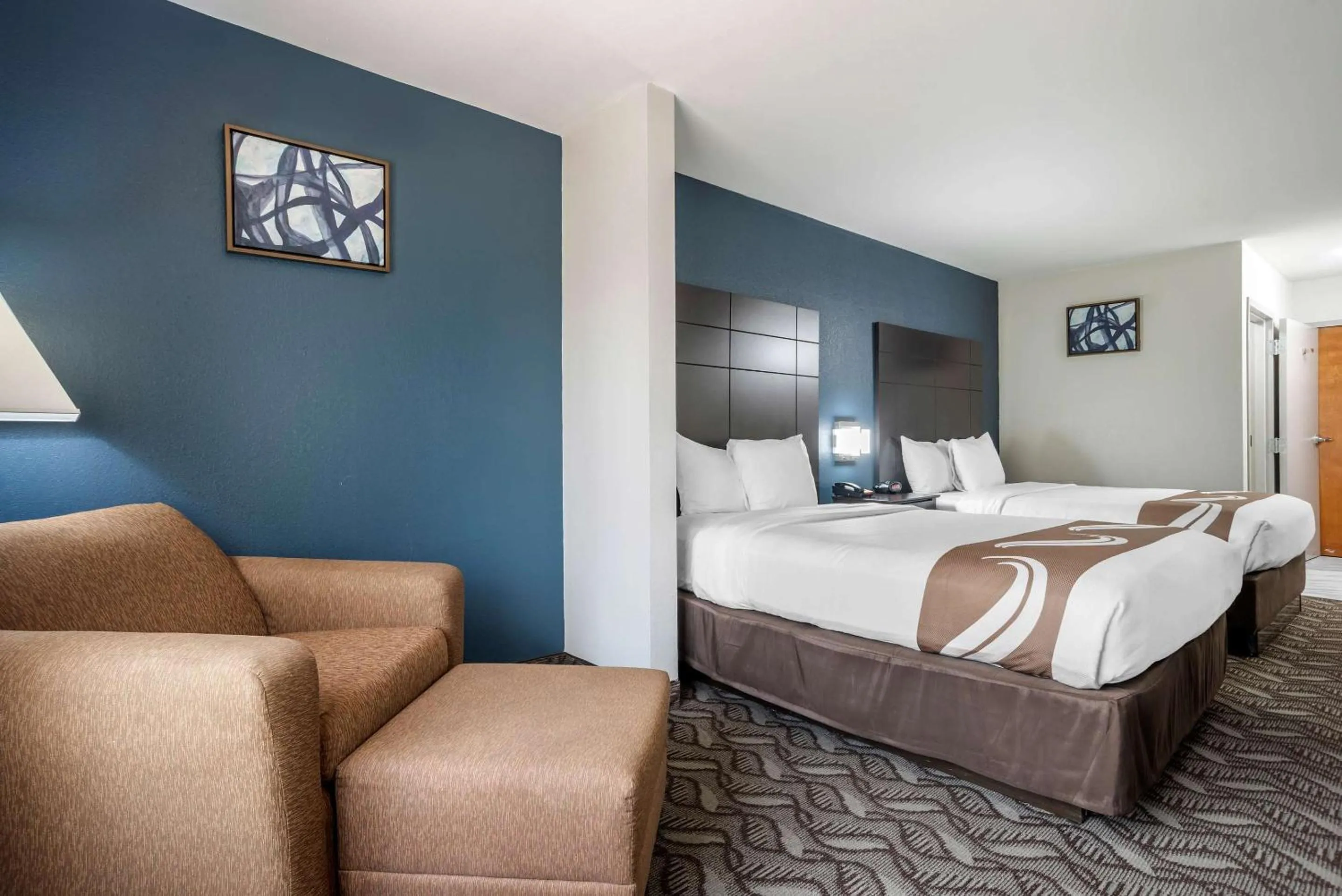 Bedroom, Bed in Quality Suites Baton Rouge East - Denham Springs