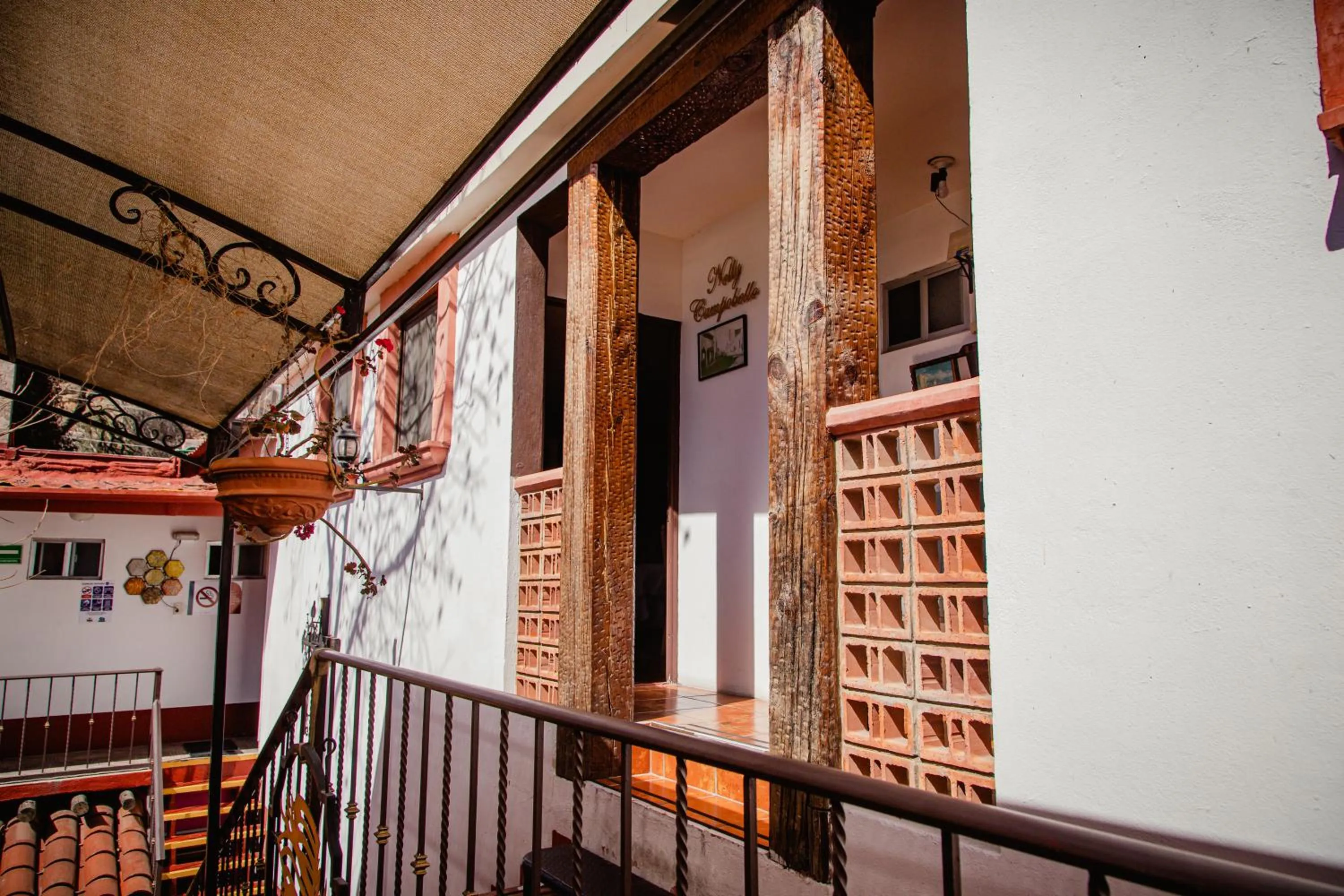 Balcony/Terrace in HOTEL BOUTIQUE EL VIEJO MUNDO
