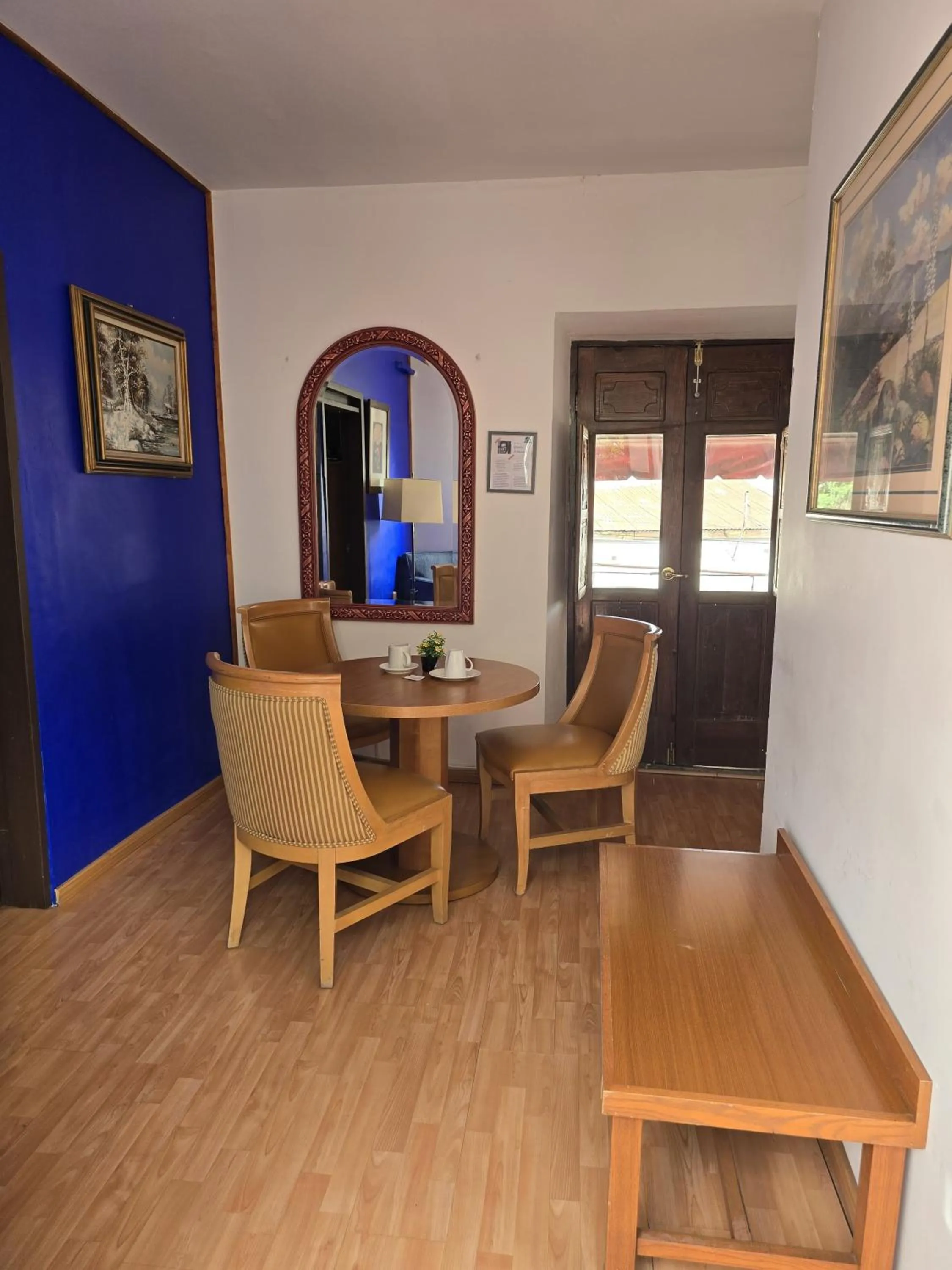 Dining area in HOTEL BOUTIQUE EL VIEJO MUNDO