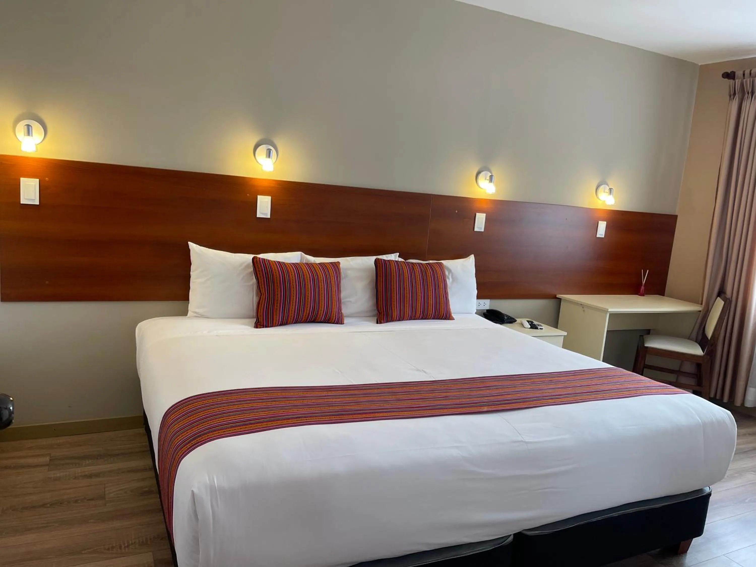 Bed in Hotel San Pedro Plaza