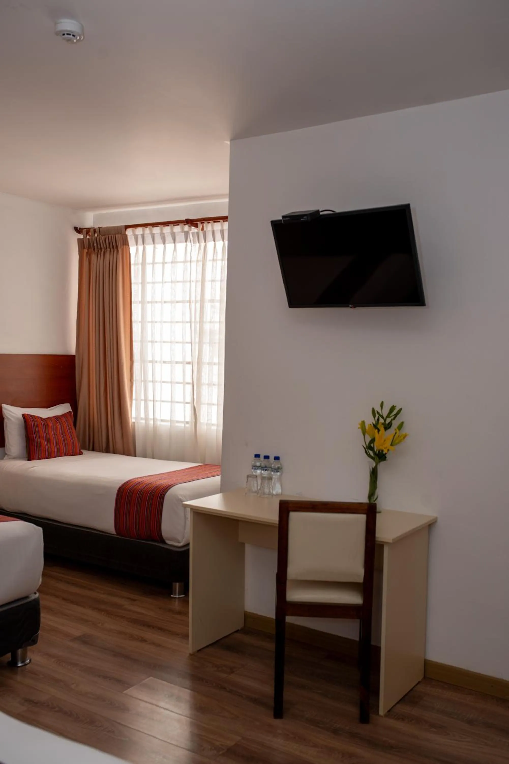 Property building, Bed in Hotel San Pedro Plaza