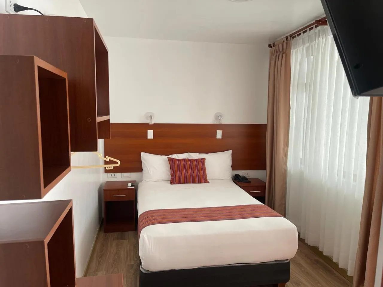 Property building, Bed in Hotel San Pedro Plaza