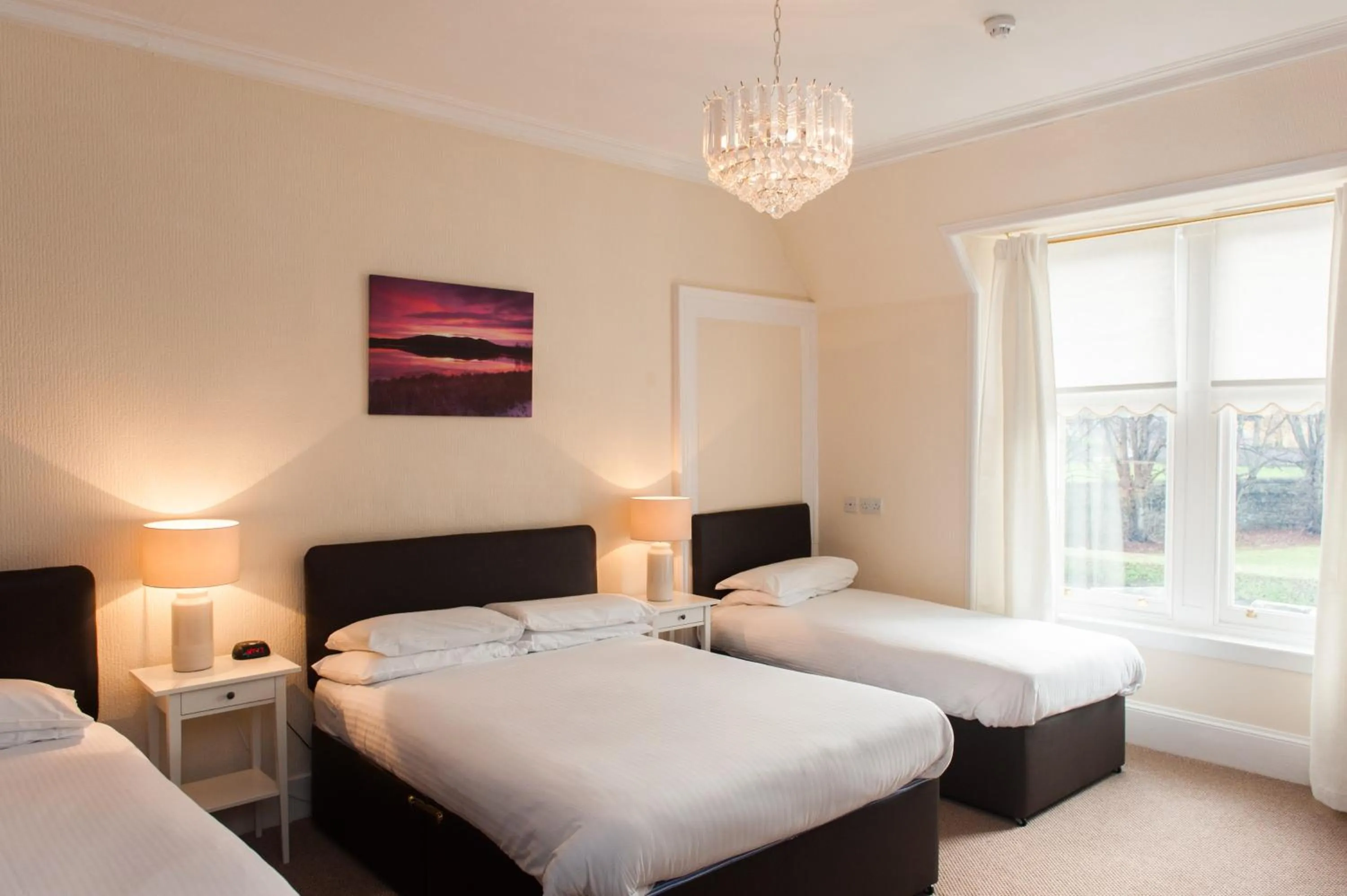 Bedroom, Bed in Ardross Glencairn