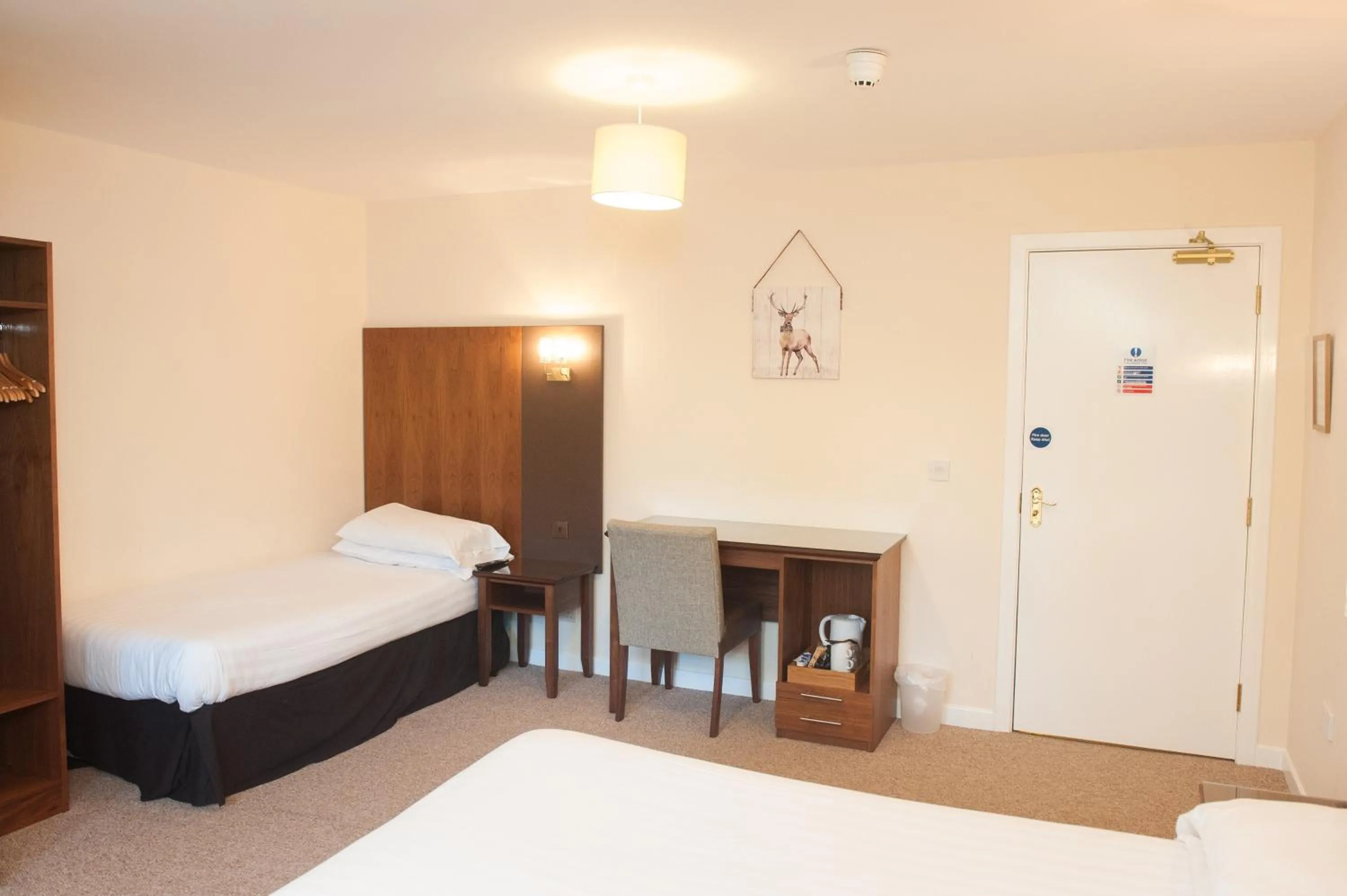 Bedroom, Bed in Ardross Glencairn