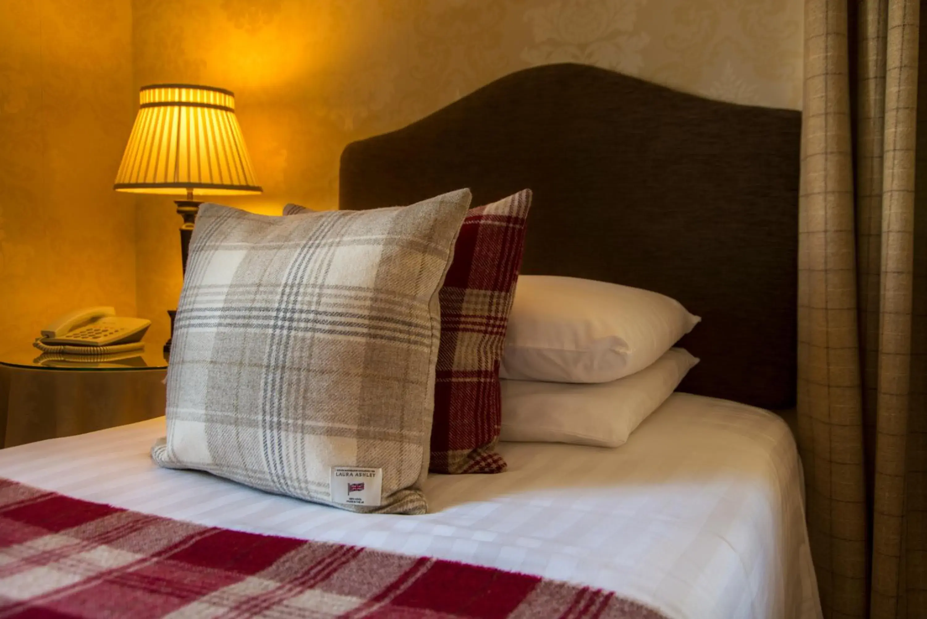 Superior Double - single occupancy in The Tongue Hotel Superior Double - single occupancy in The Tongue Hotel