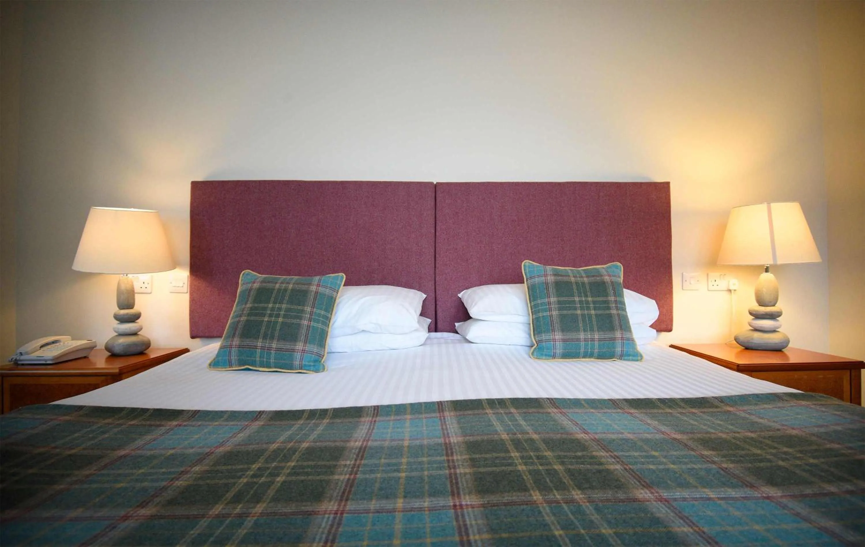 Bed in The Royal Hotel