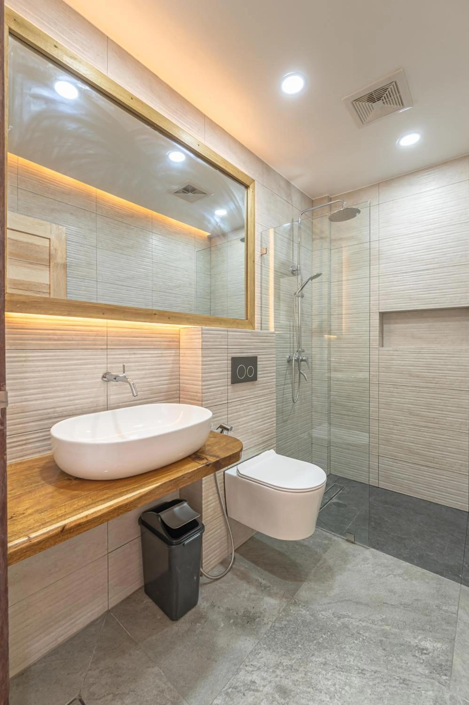 Bathroom in Sunlit Hostel