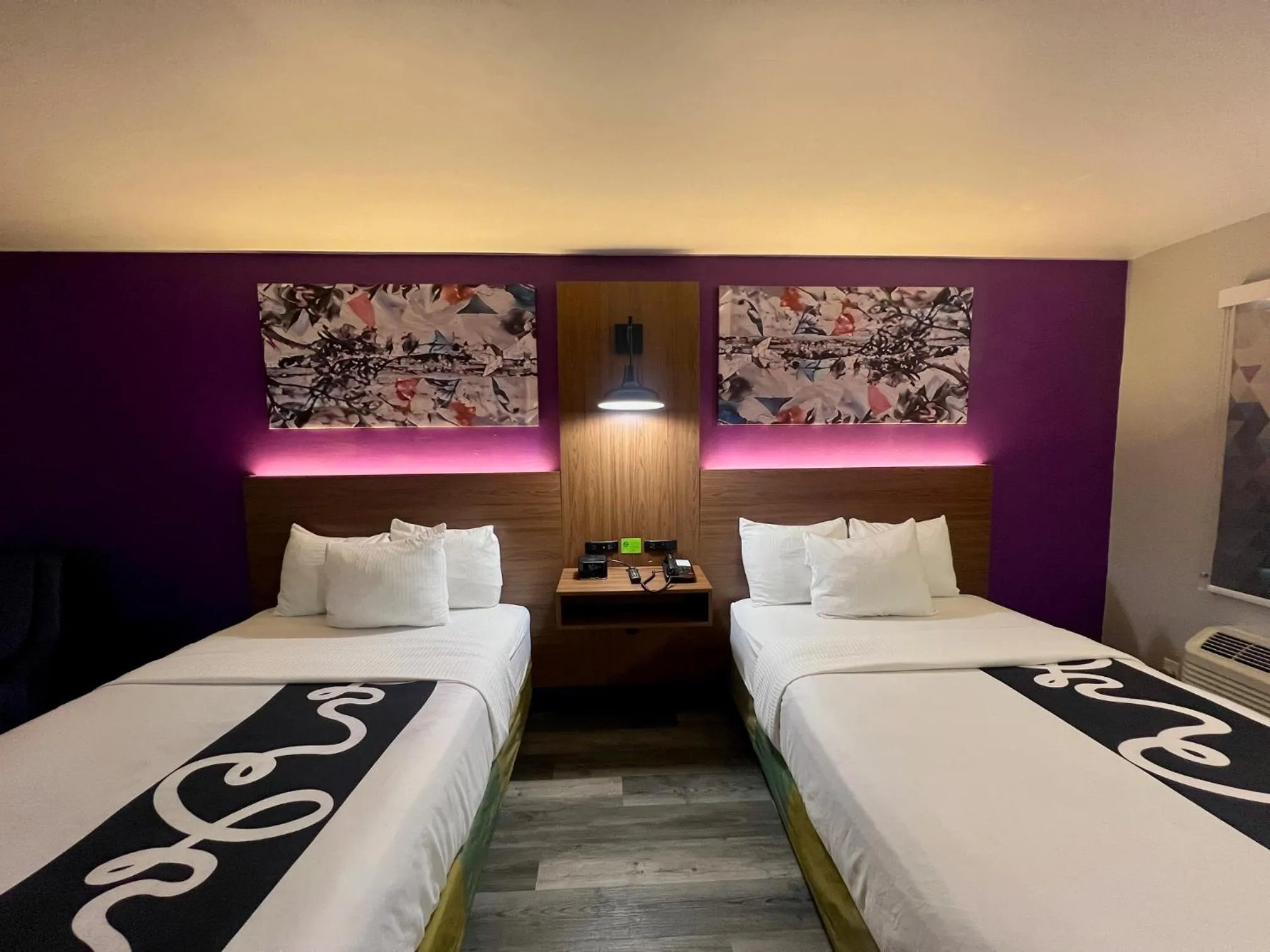 Bedroom, Bed in La Quinta Inn by Wyndham Amarillo Mid-City