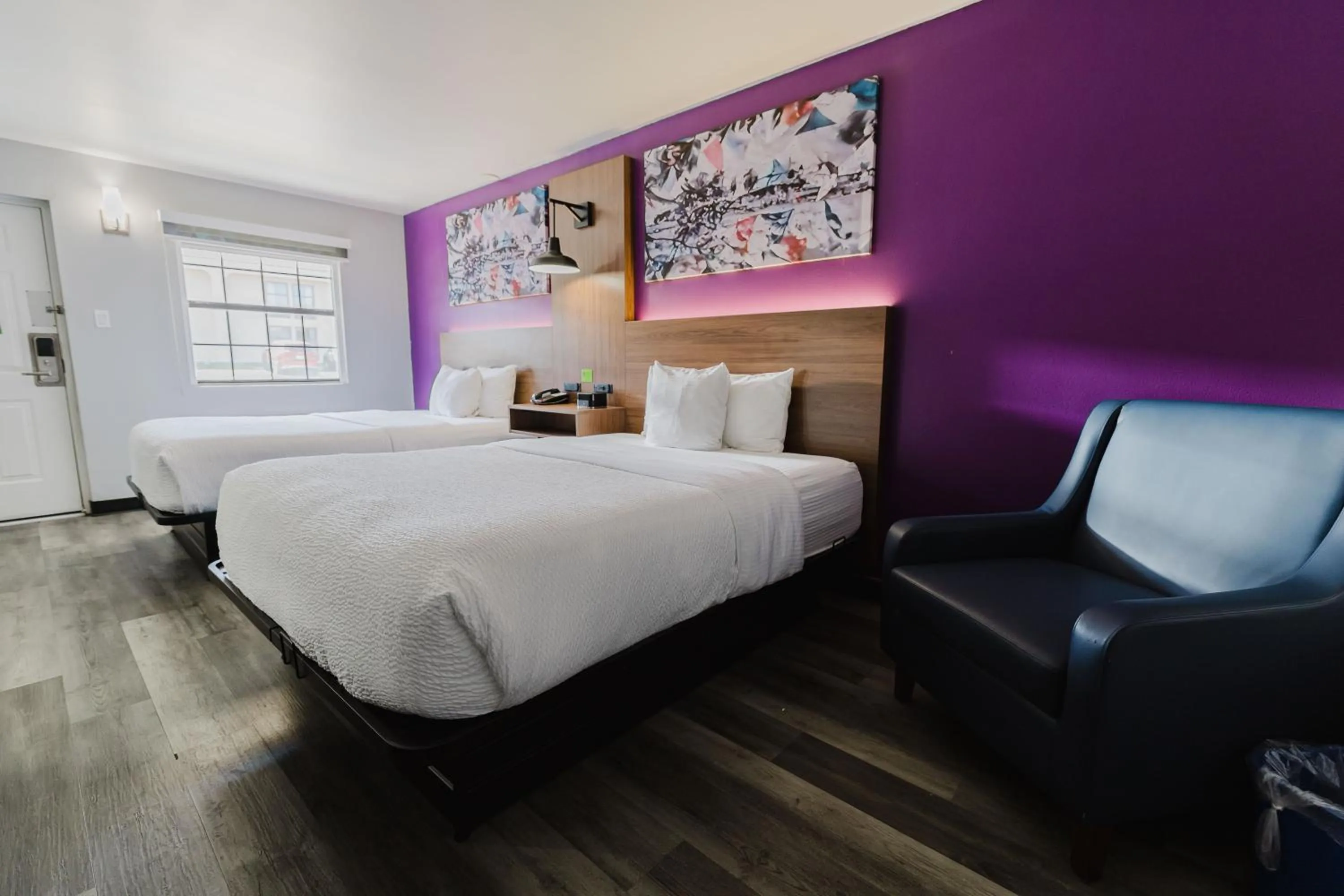 Bed in La Quinta Inn by Wyndham Amarillo Mid-City