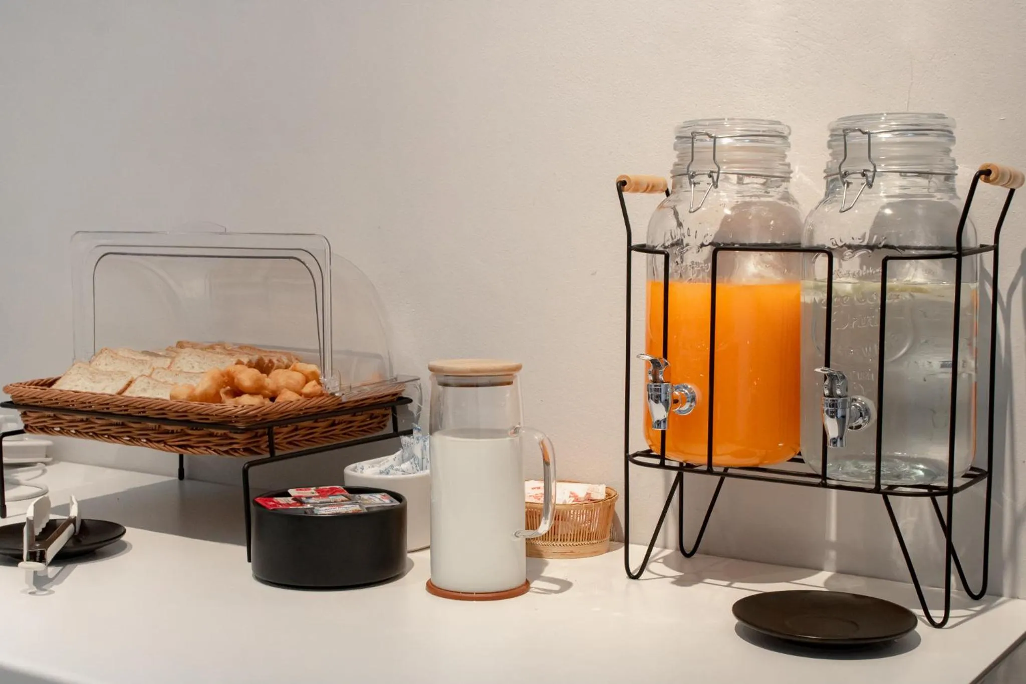 Buffet breakfast in Chocolate box mint