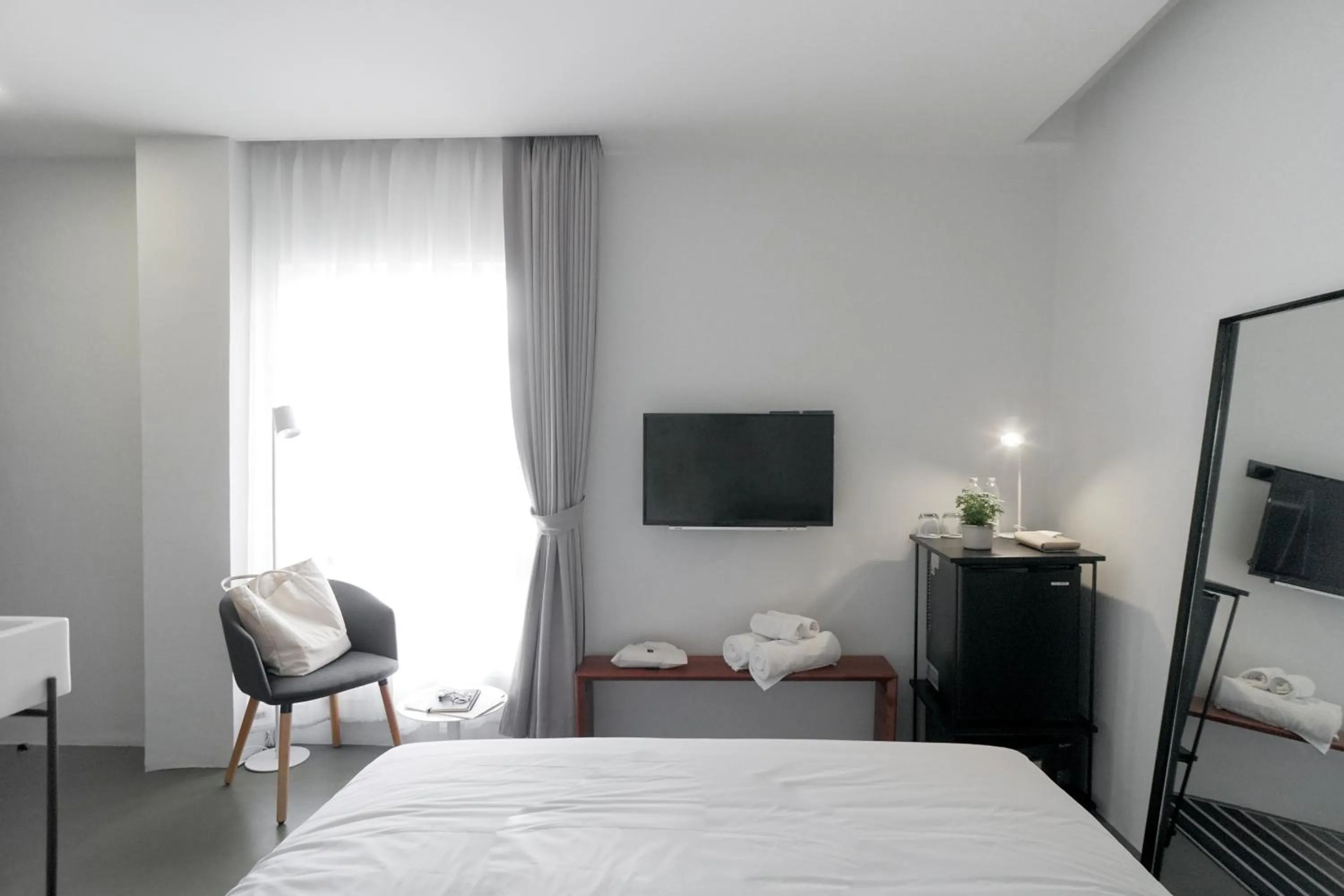 TV and multimedia, Bed in Chocolate box mint