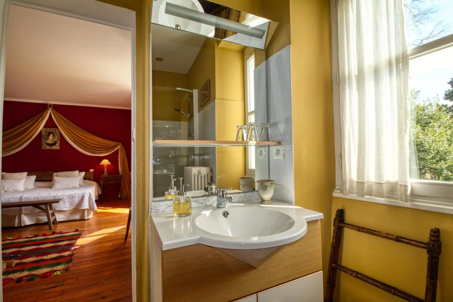 Bathroom, Bed in Mas d'Escattes
