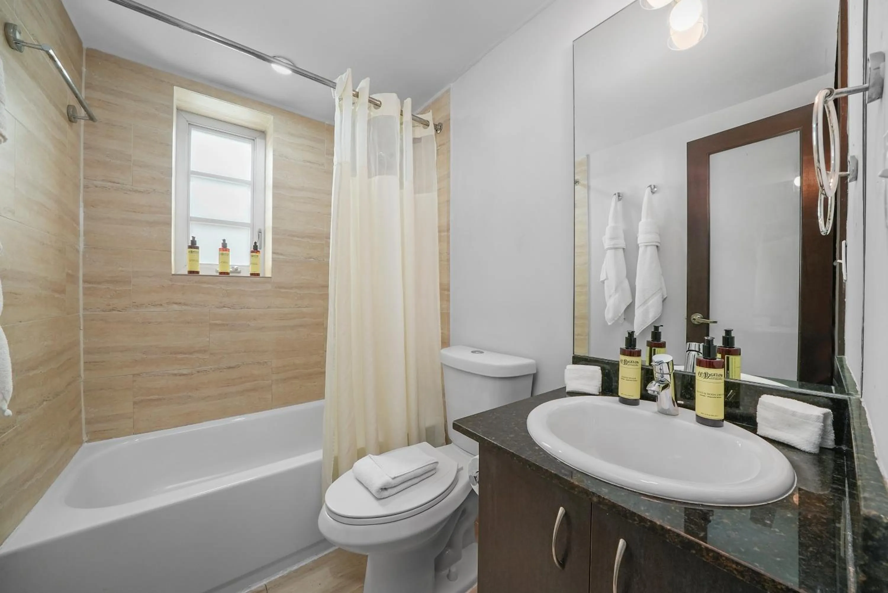 Bathroom in Lincoln Arms Suites