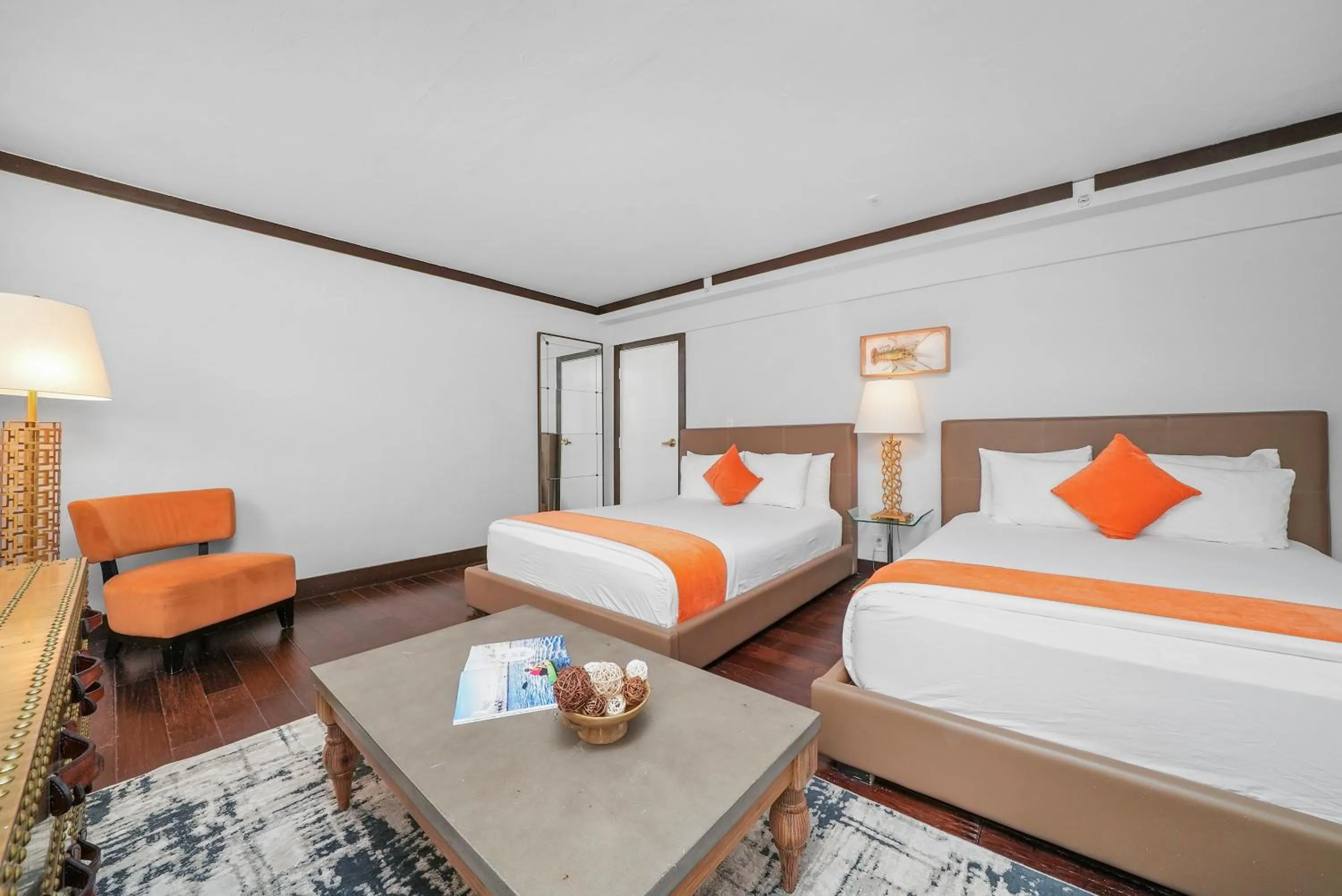 Bedroom, Bed in Lincoln Arms Suites