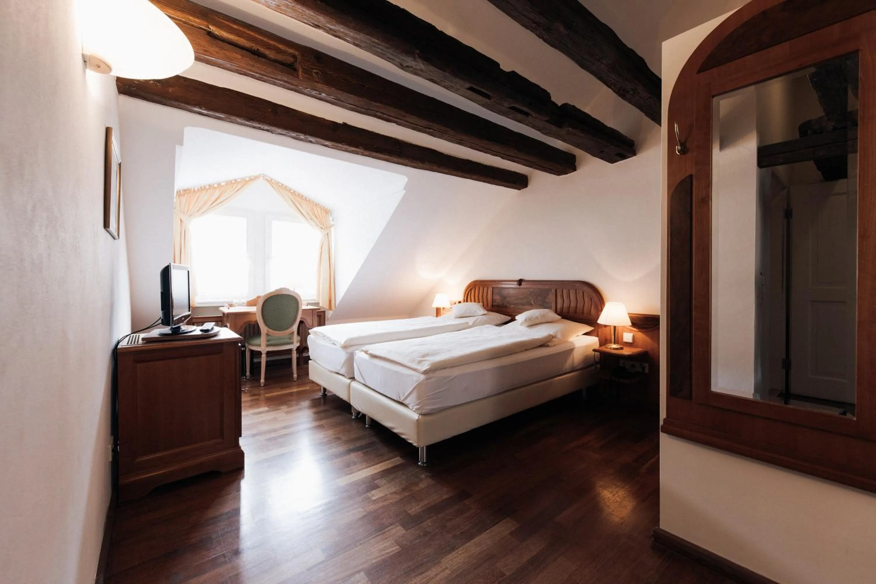 Photo of the whole room, Bed in Hotel Weisser Bock