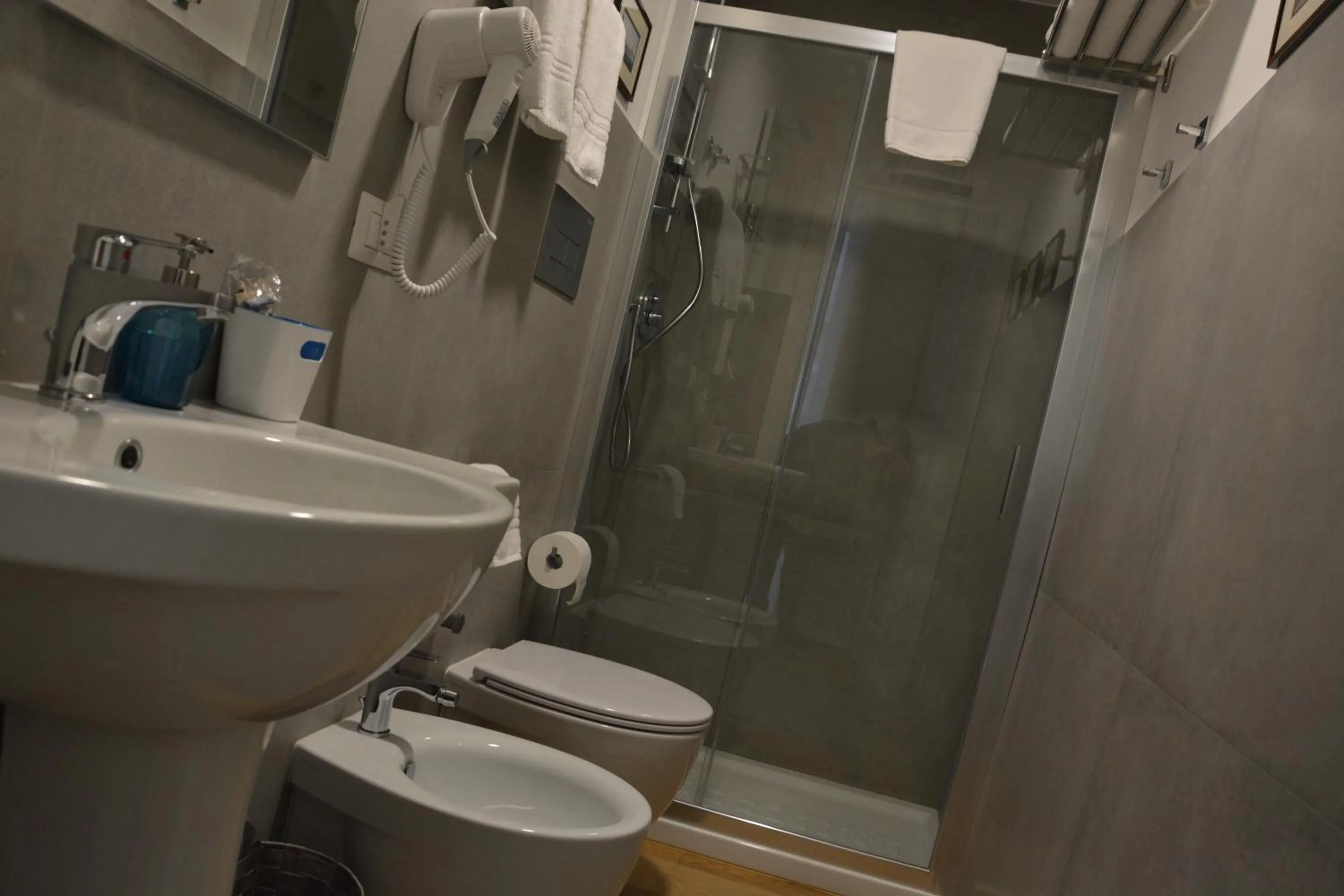 Shower in Dimora Megaride