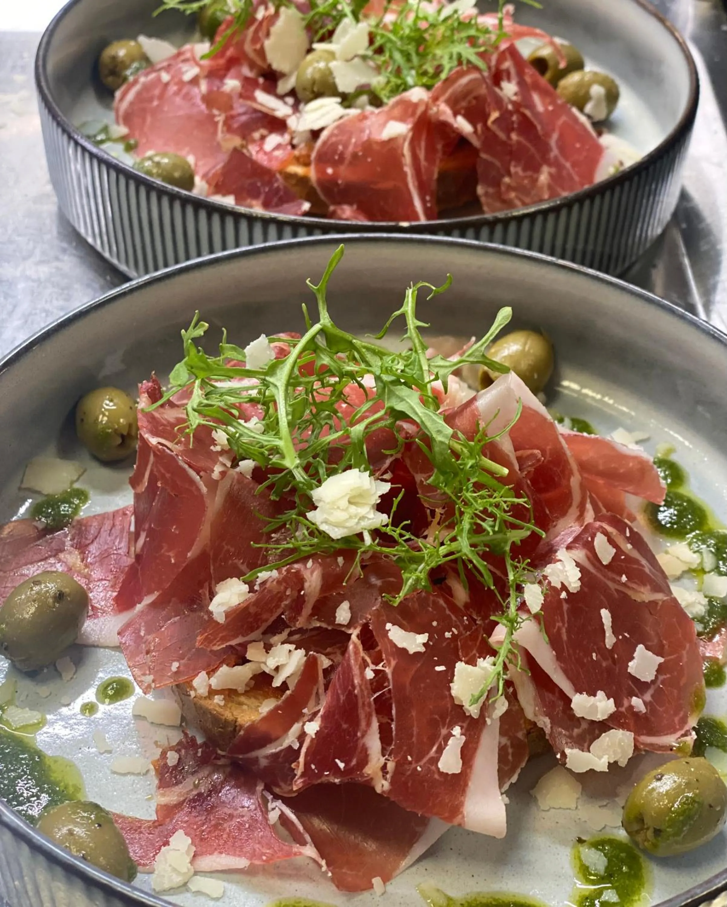 Restaurant/places to eat in Hotel Cocoon