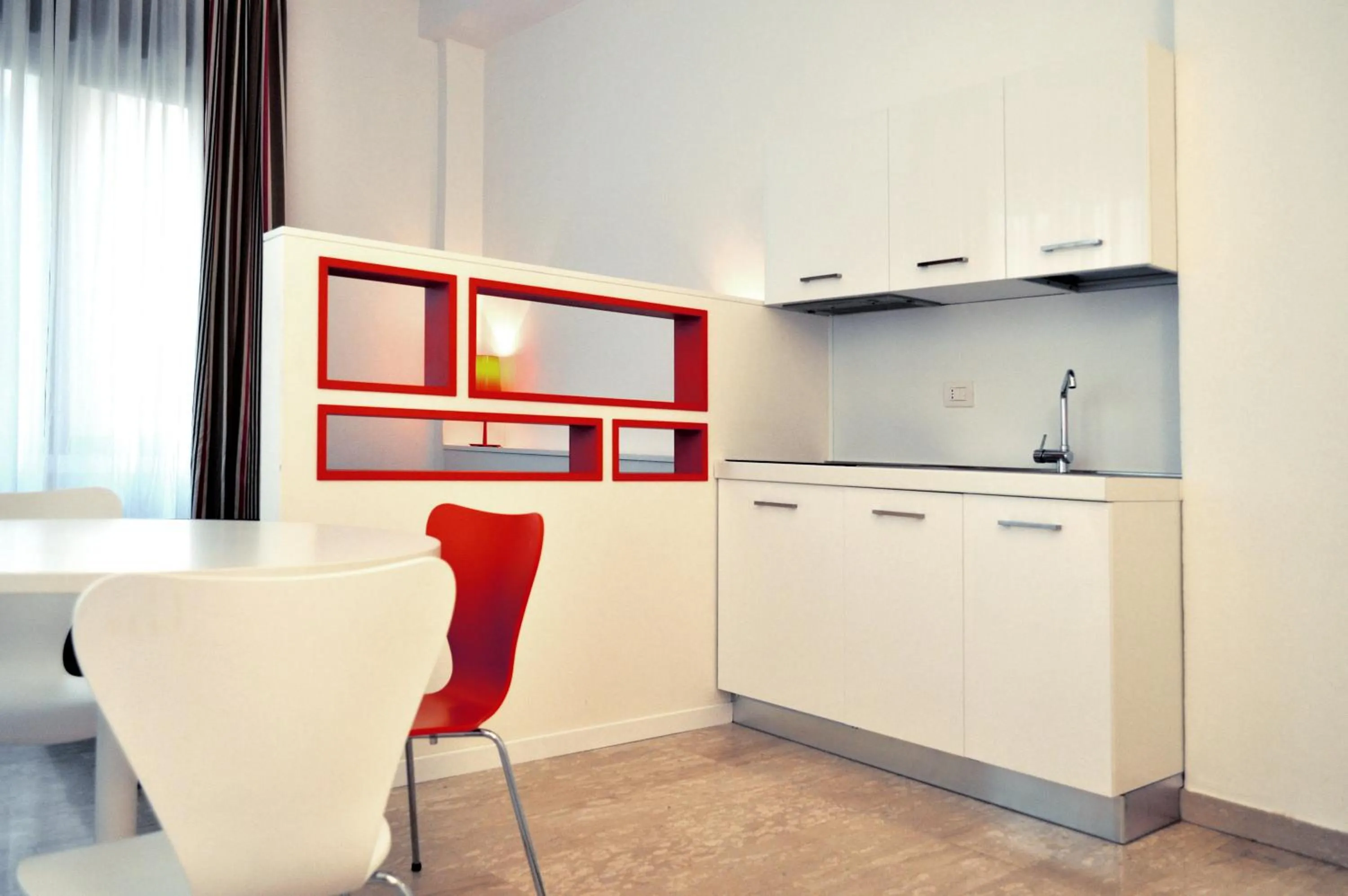 Kitchen or kitchenette in BB Hotels Aparthotel Bocconi
