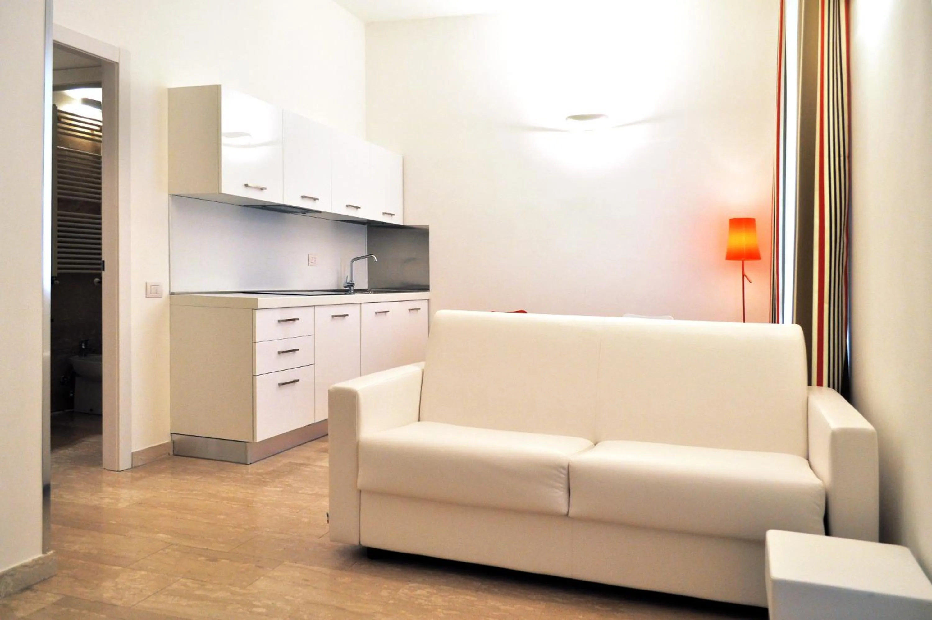 Living room in BB Hotels Aparthotel Bocconi