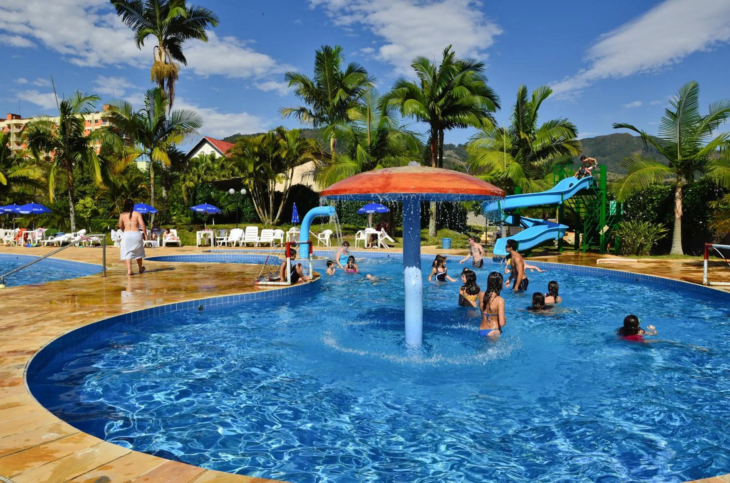 Swimming pool in Hotel Termas Gravatal
