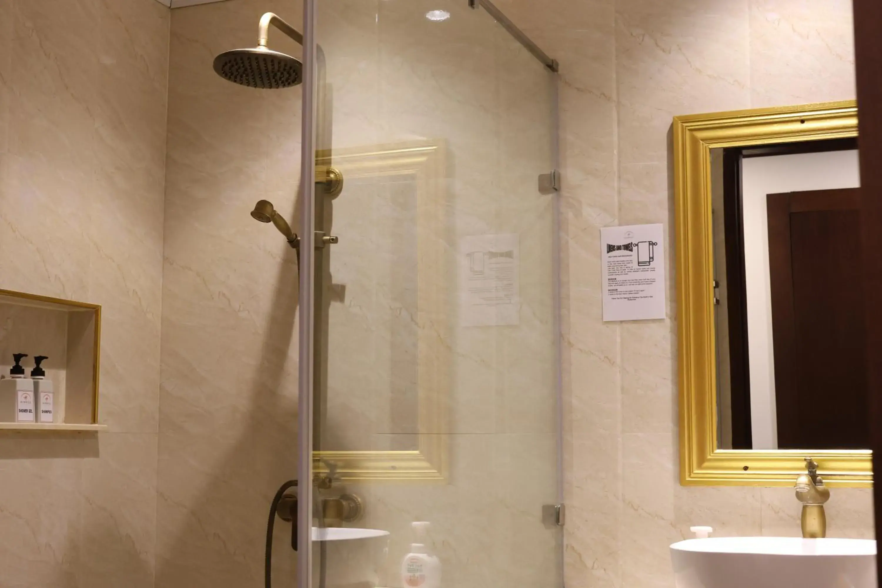 Queen Room with Pool View - single occupancy in Sunrise Garden House - Luang Prabang Queen Room with Pool View - single occupancy in Sunrise Garden House - Luang Prabang