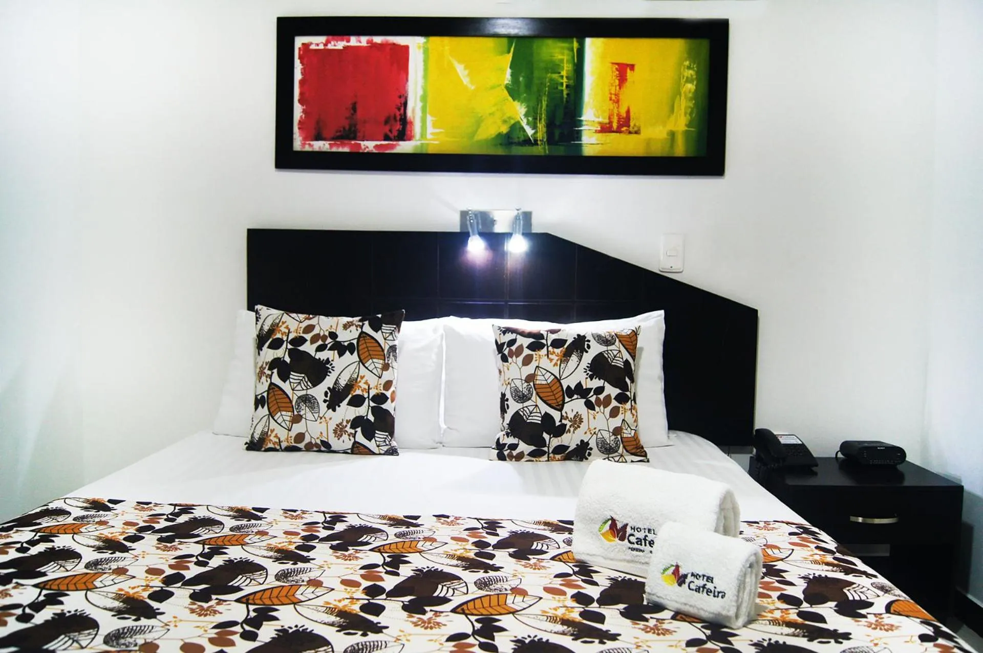 Bed in Hotel Cafeira