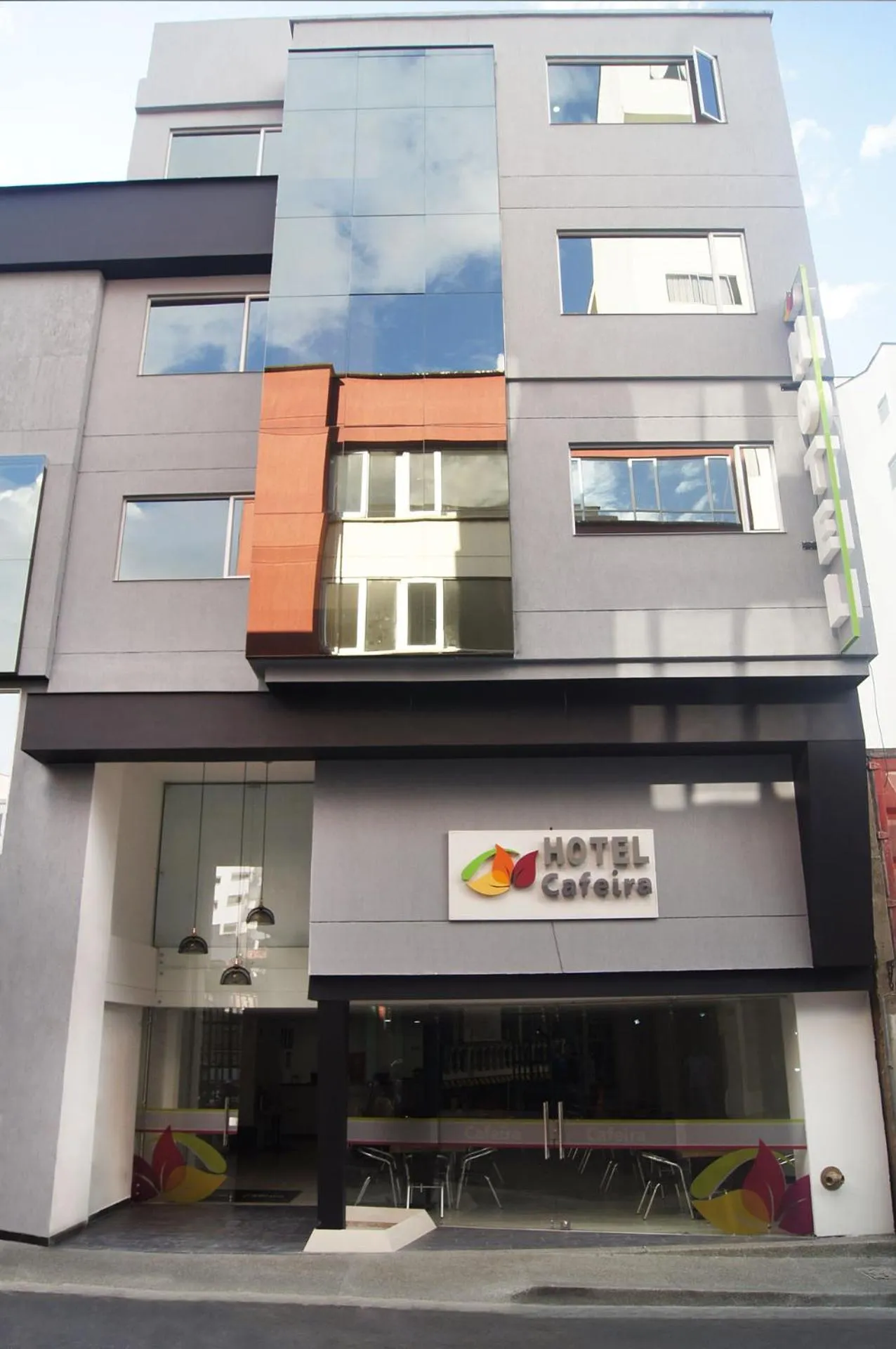 Property building in Hotel Cafeira