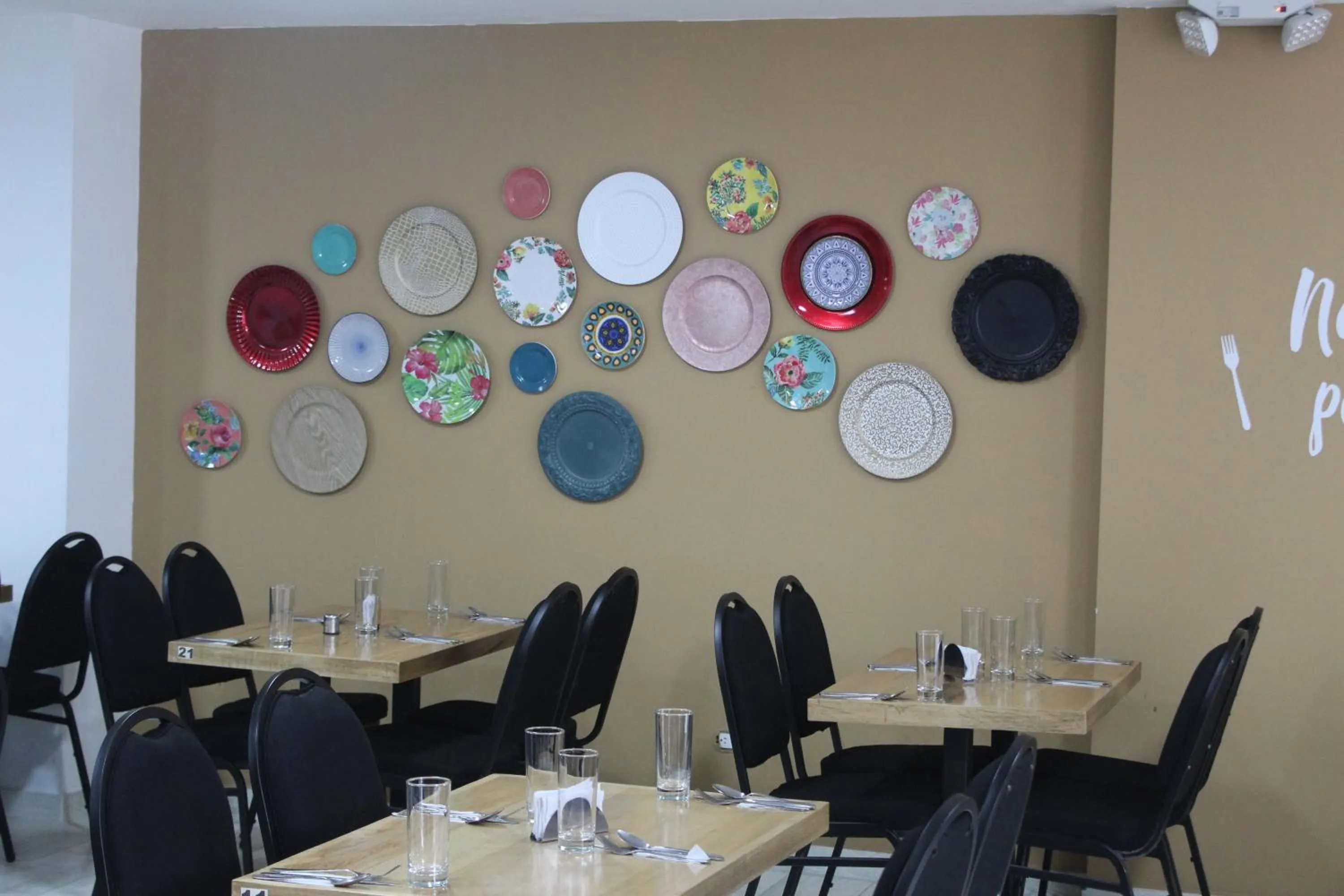 Restaurant/places to eat in Hotel Cafeira