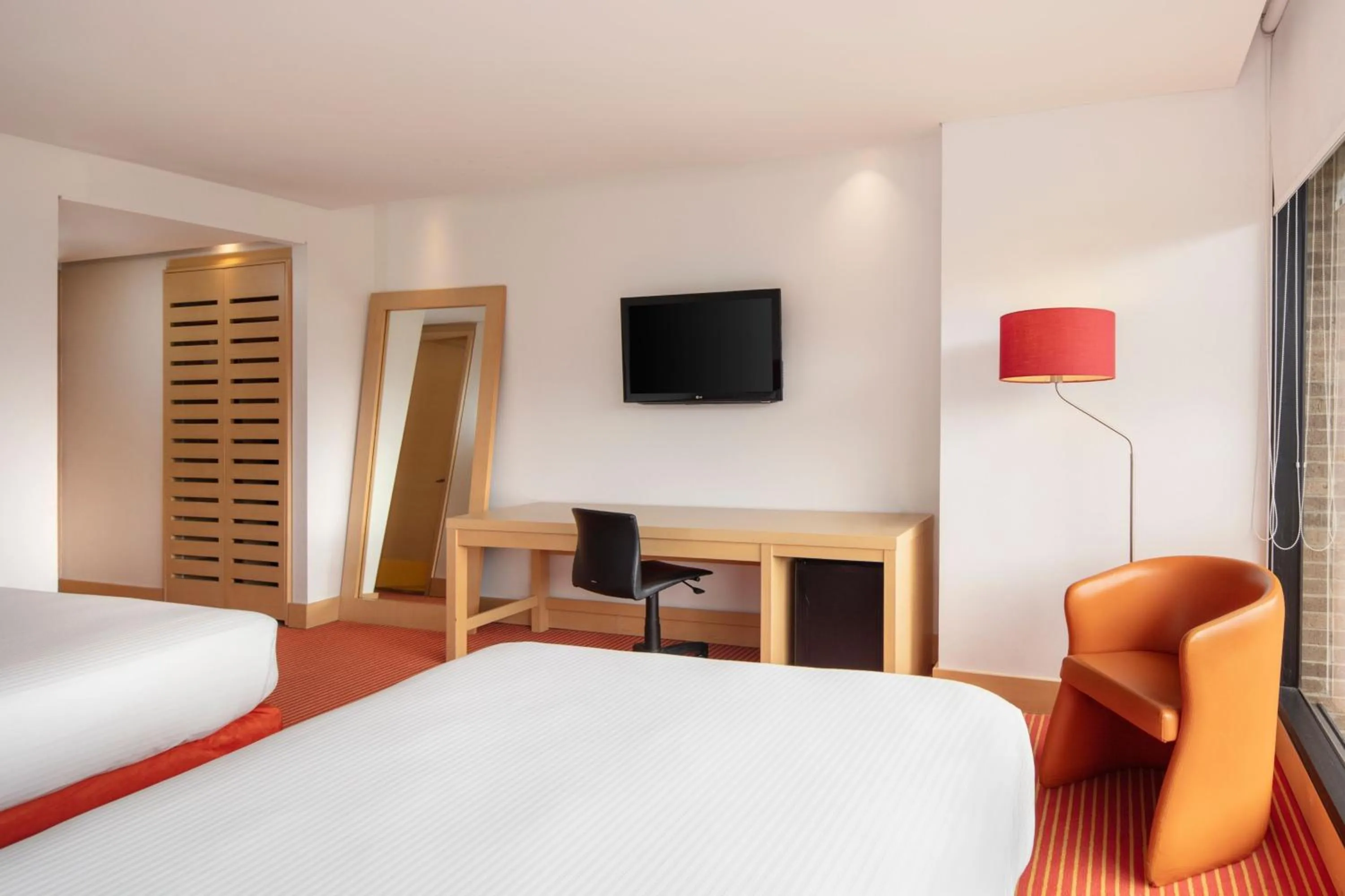 Photo of the whole room, Bed in Fairfield by Marriott Bogota Embajada