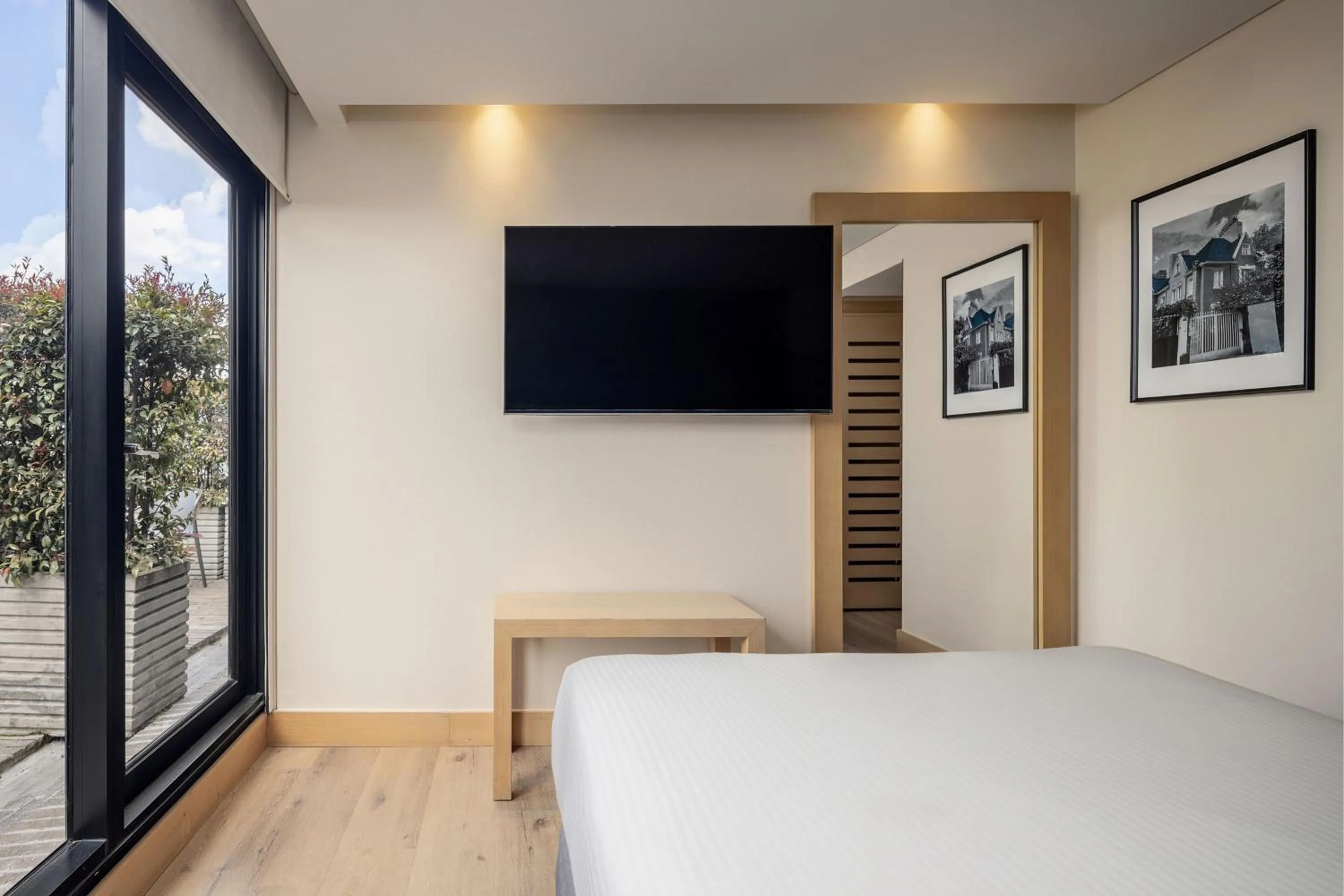 Photo of the whole room, Bed in Fairfield by Marriott Bogota Embajada