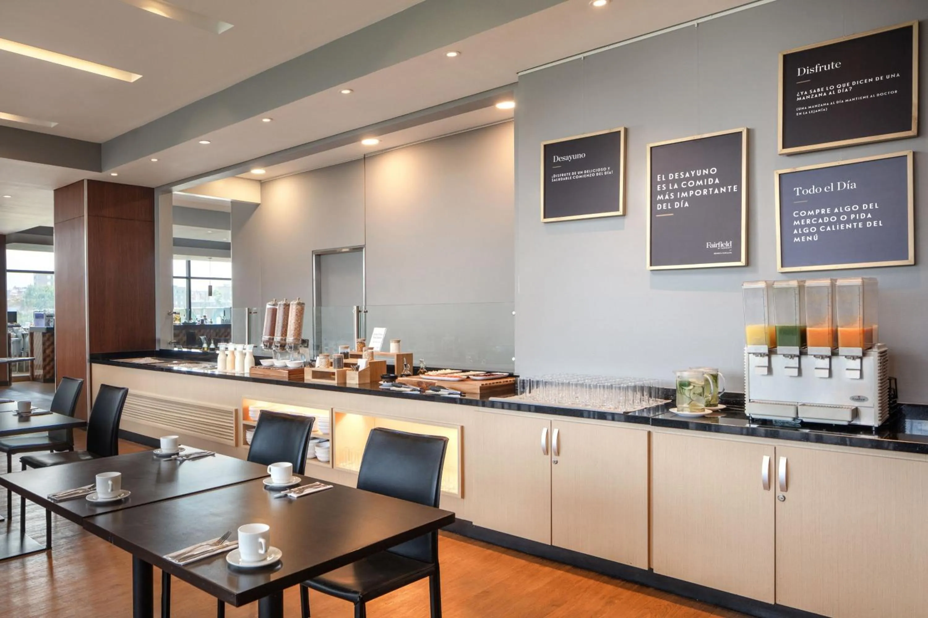 Breakfast in Fairfield by Marriott Bogota Embajada