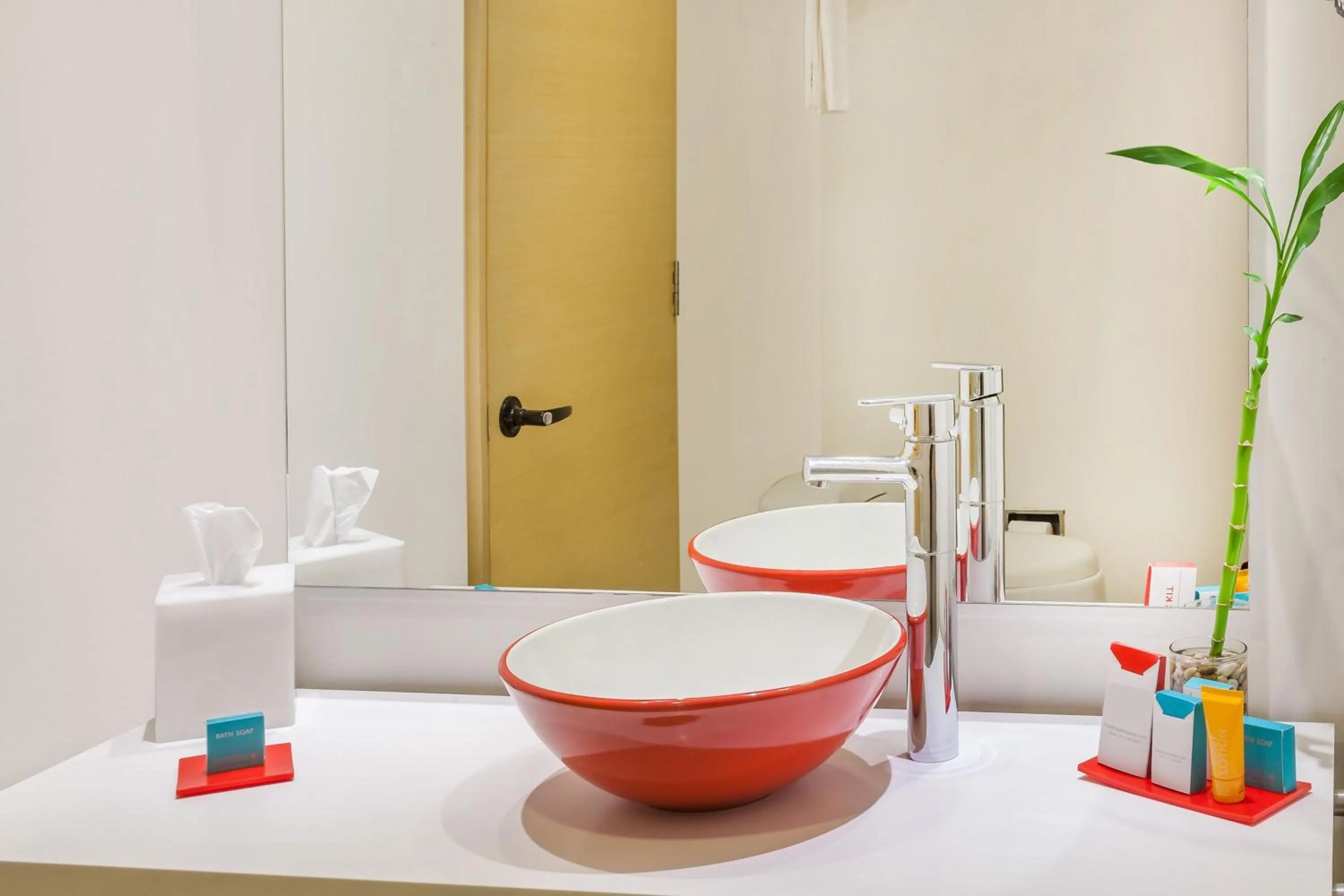 Bathroom in Fairfield by Marriott Bogota Embajada