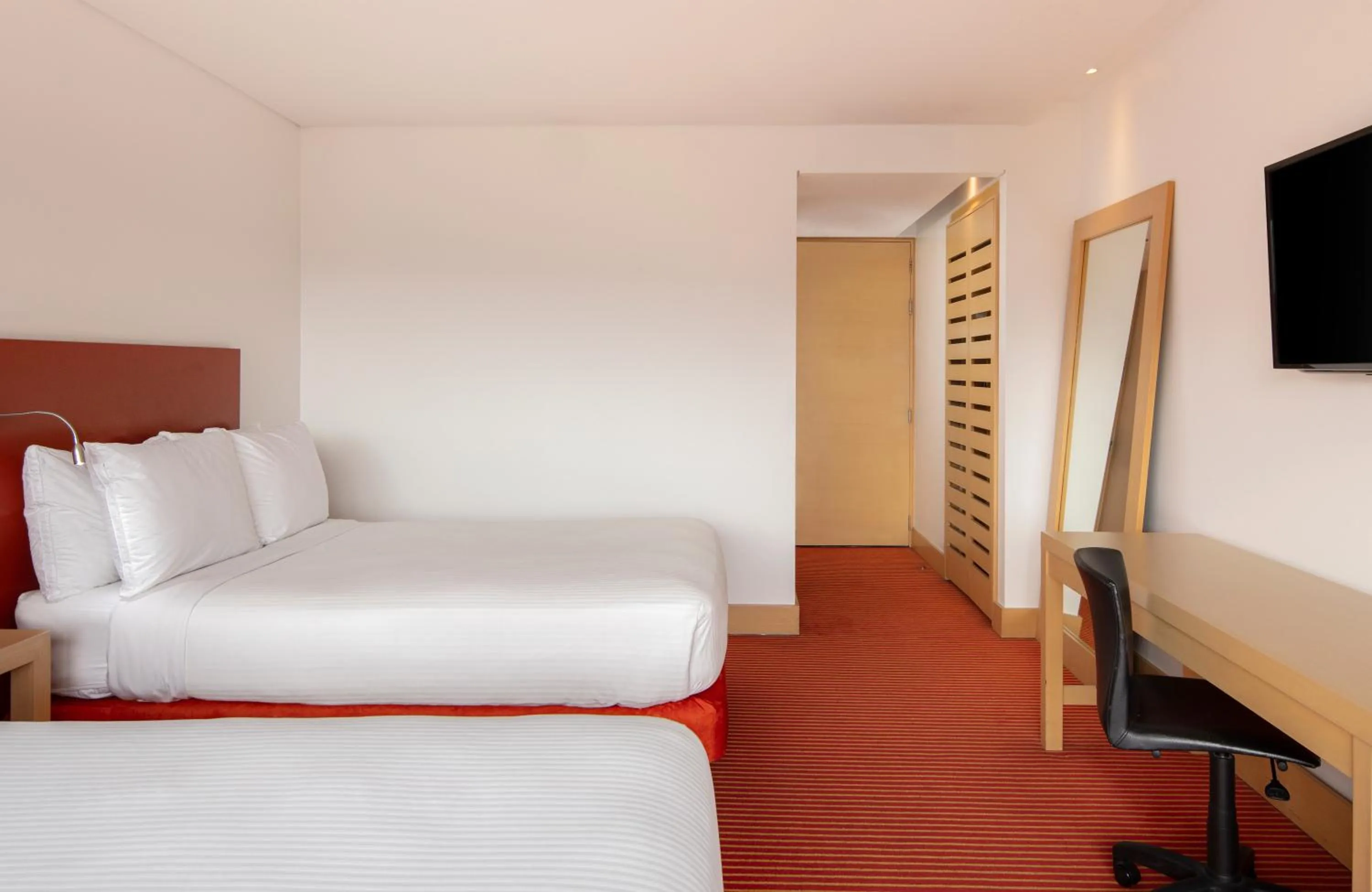Bedroom, Bed in Fairfield by Marriott Bogota Embajada