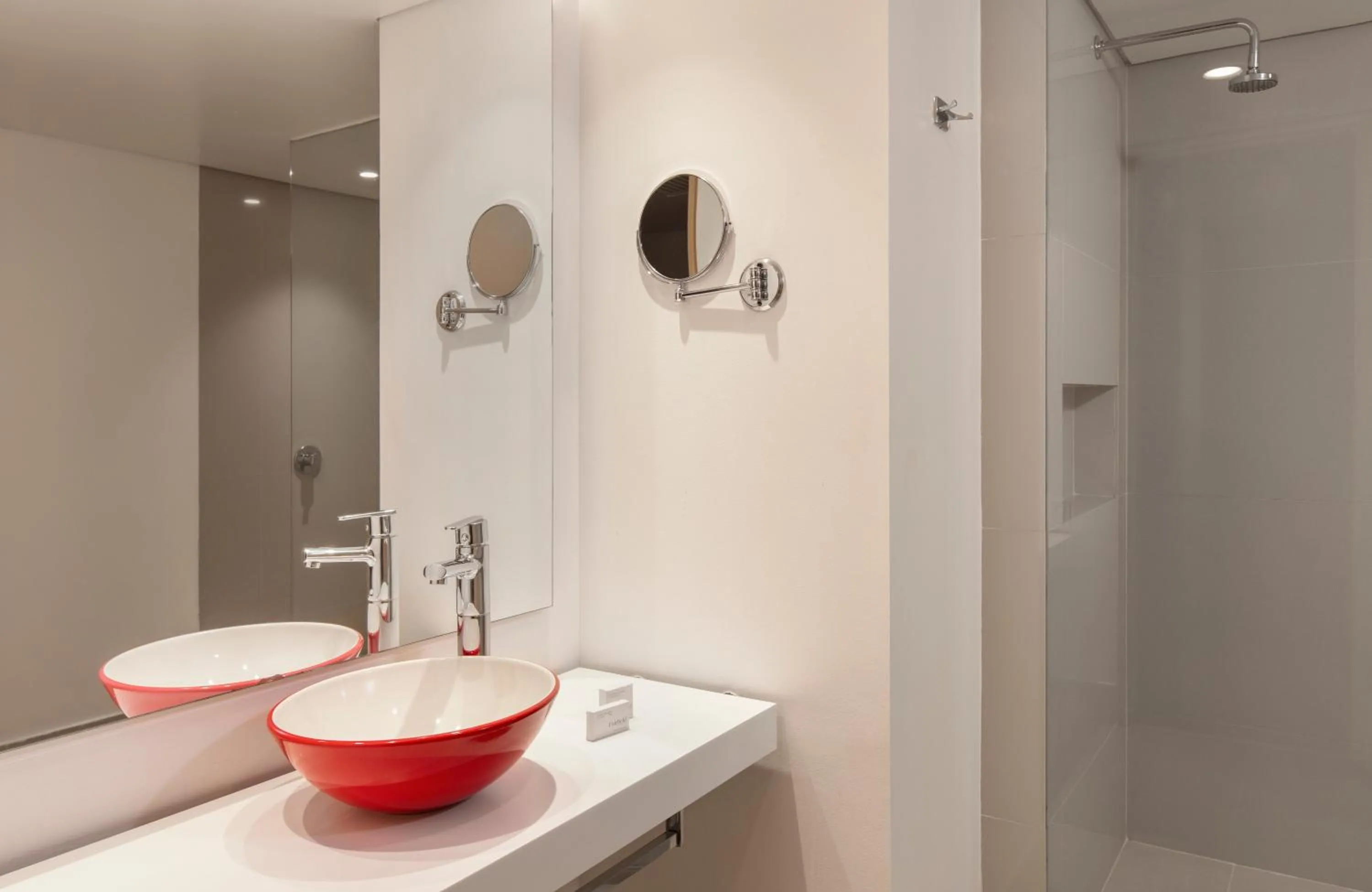 Bathroom in Fairfield by Marriott Bogota Embajada