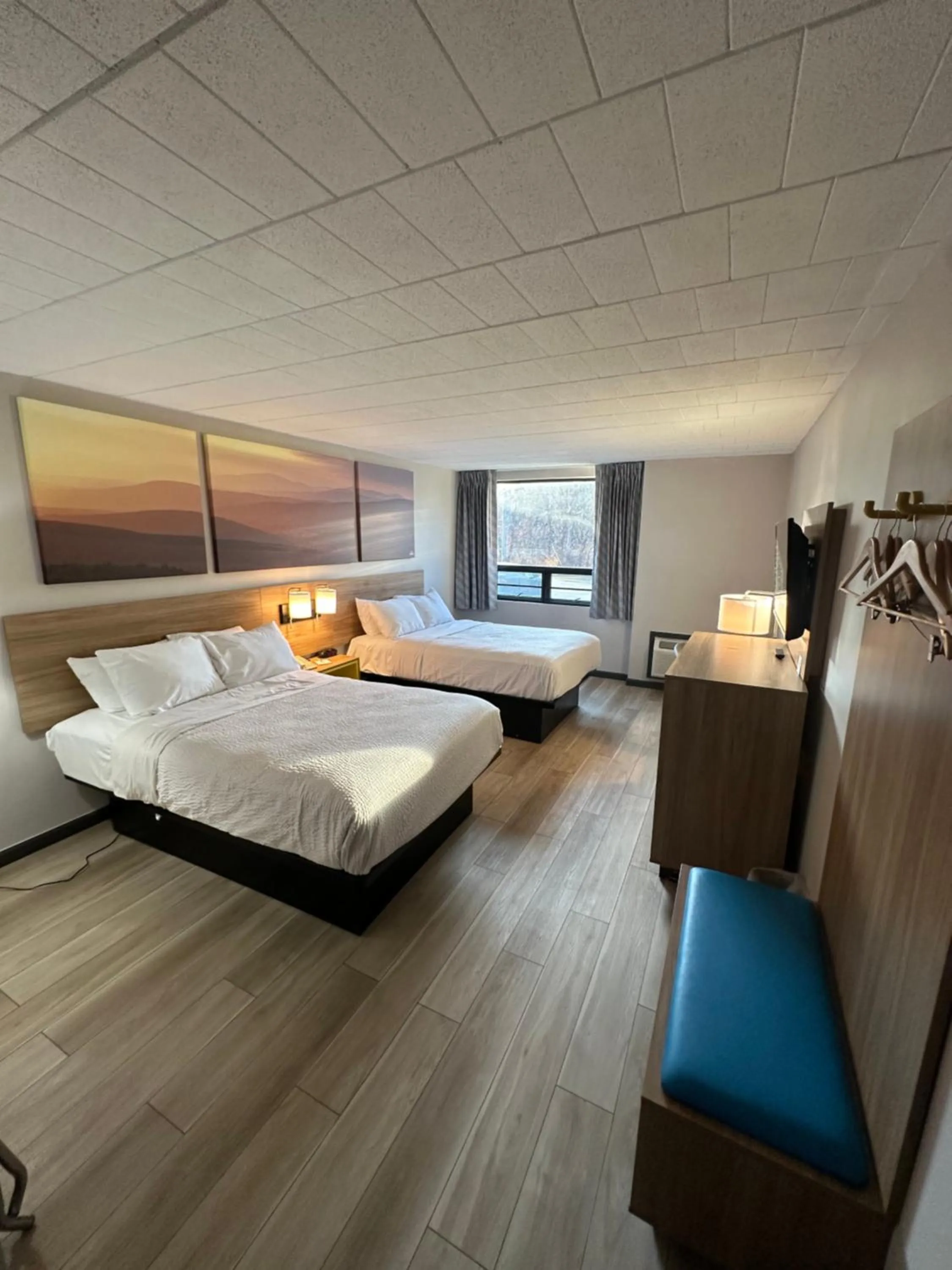 Bed in Days Inn by Wyndham Liberty