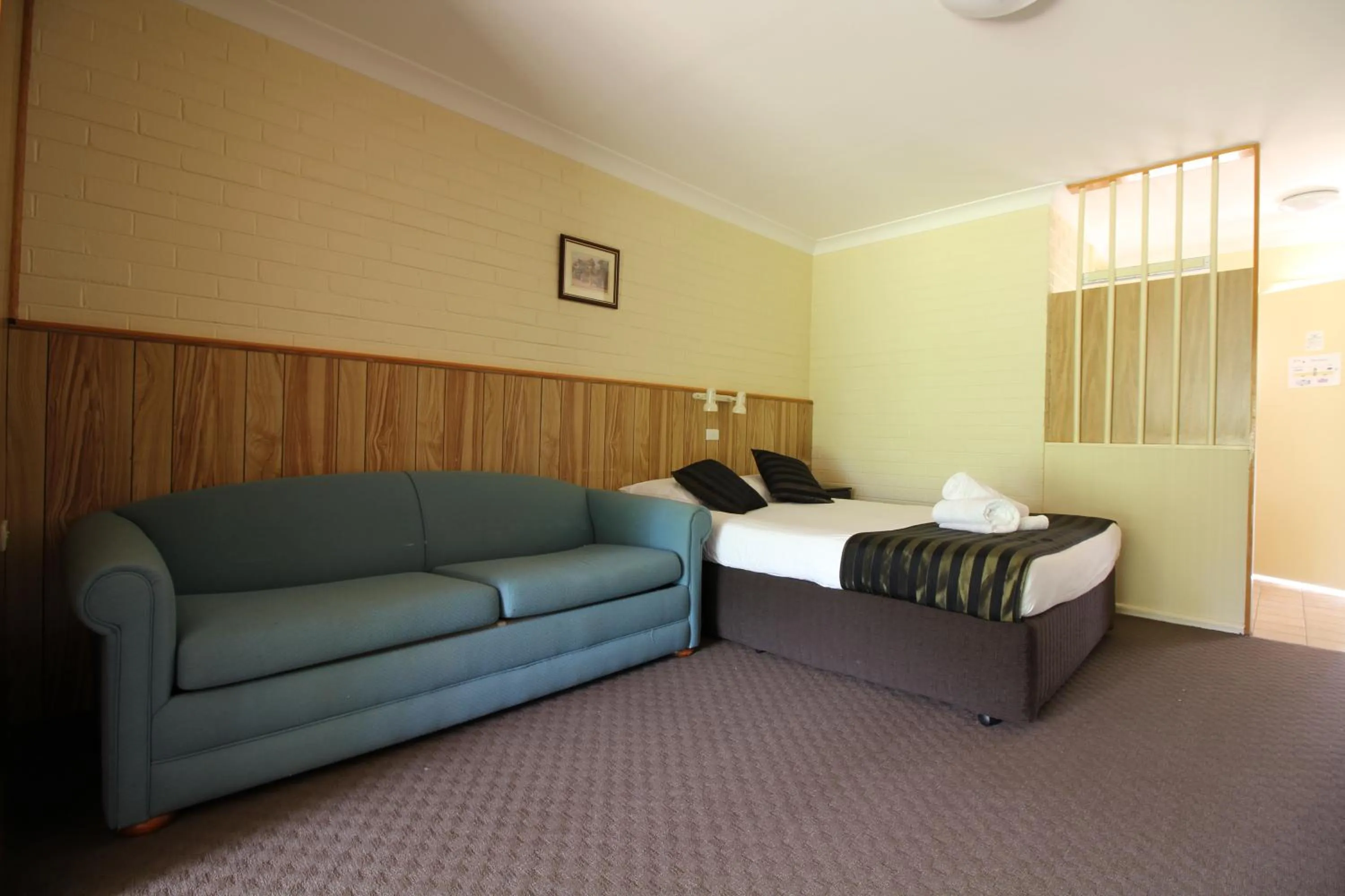 Premium Queen or Twin Room in Snowy Mountains Resort and Function Centre