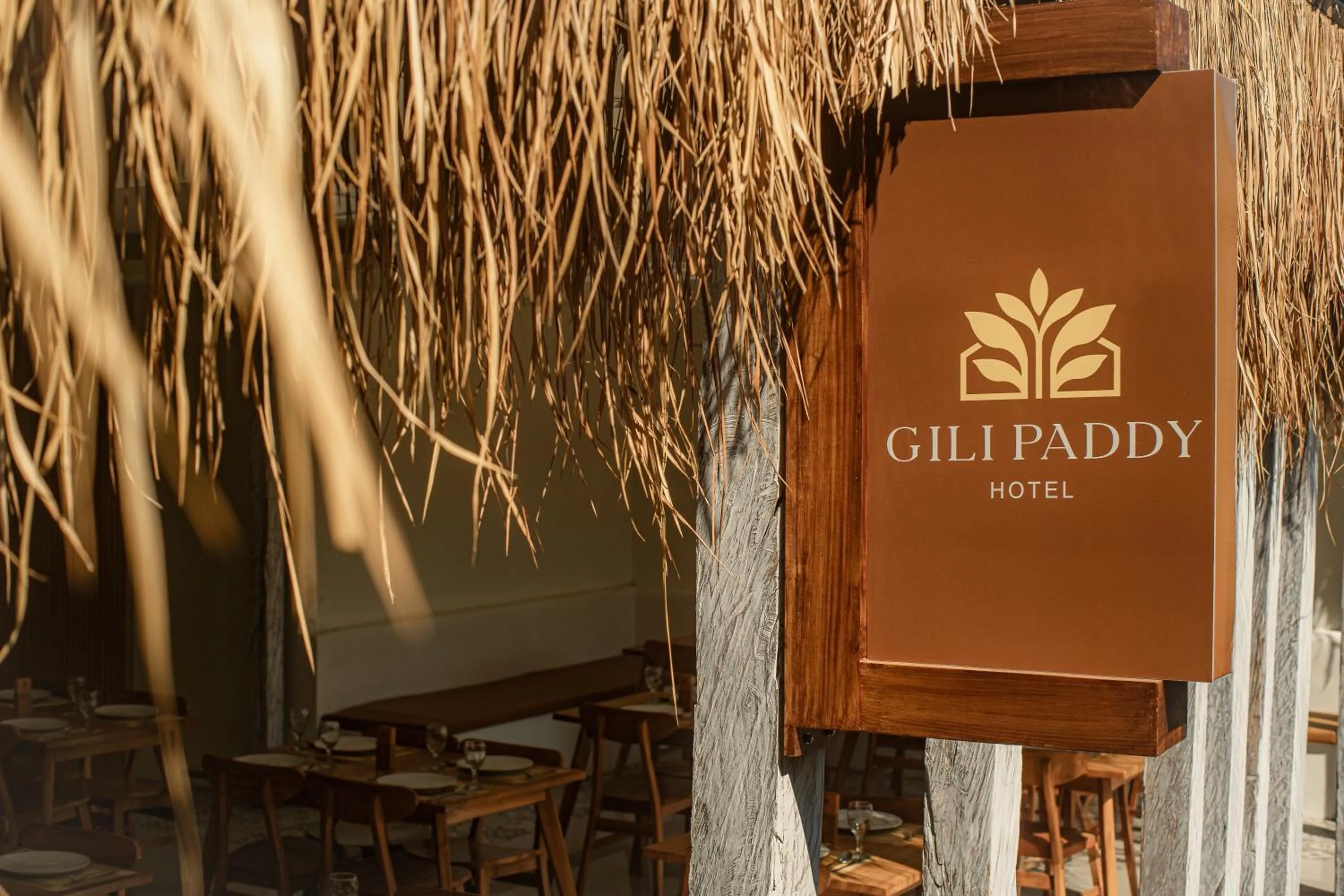 Logo/Certificate/Sign in Gili Paddy Hotel