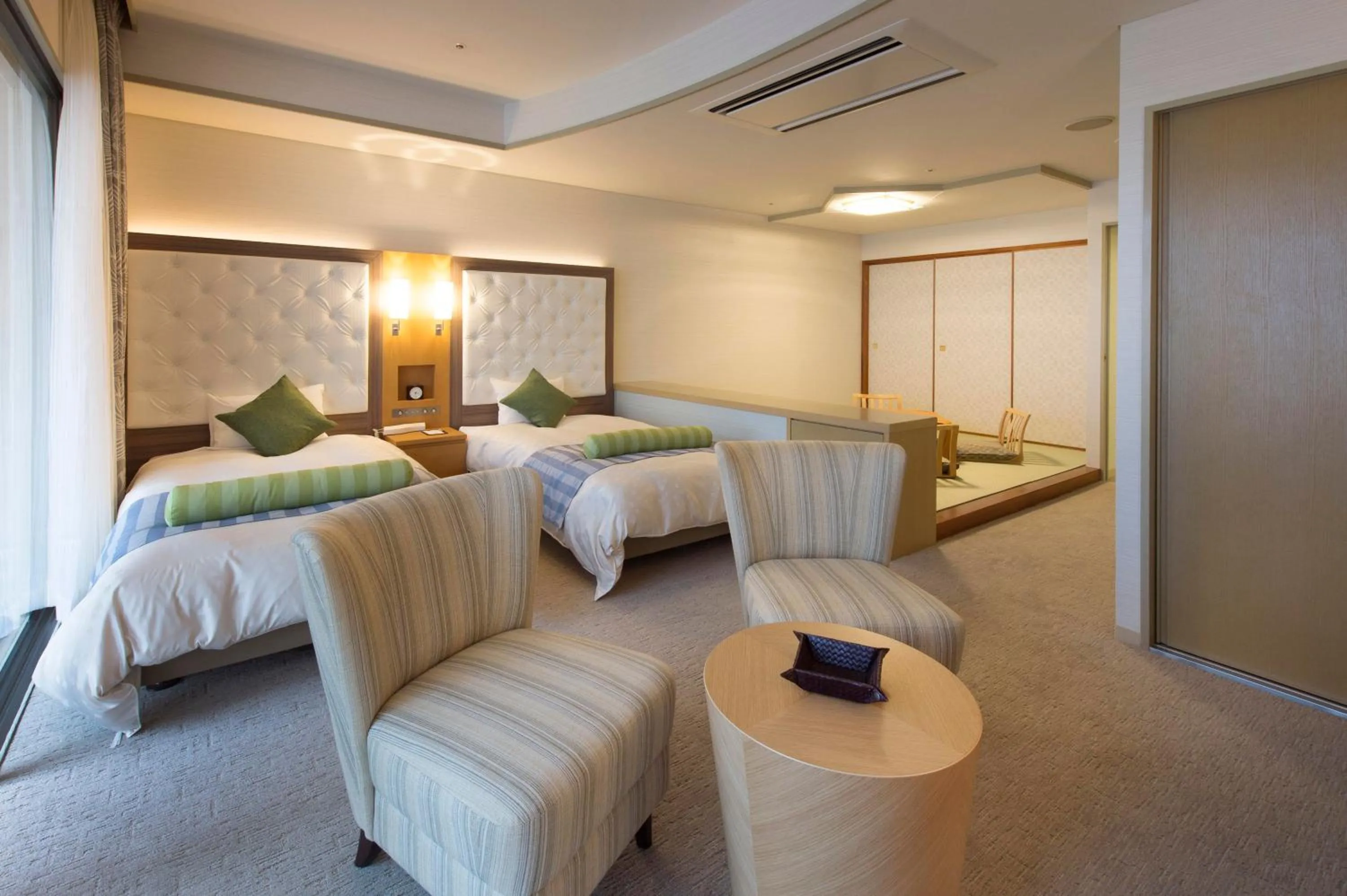 Photo of the whole room, Bed in Izumigo Hotel Altia Toba