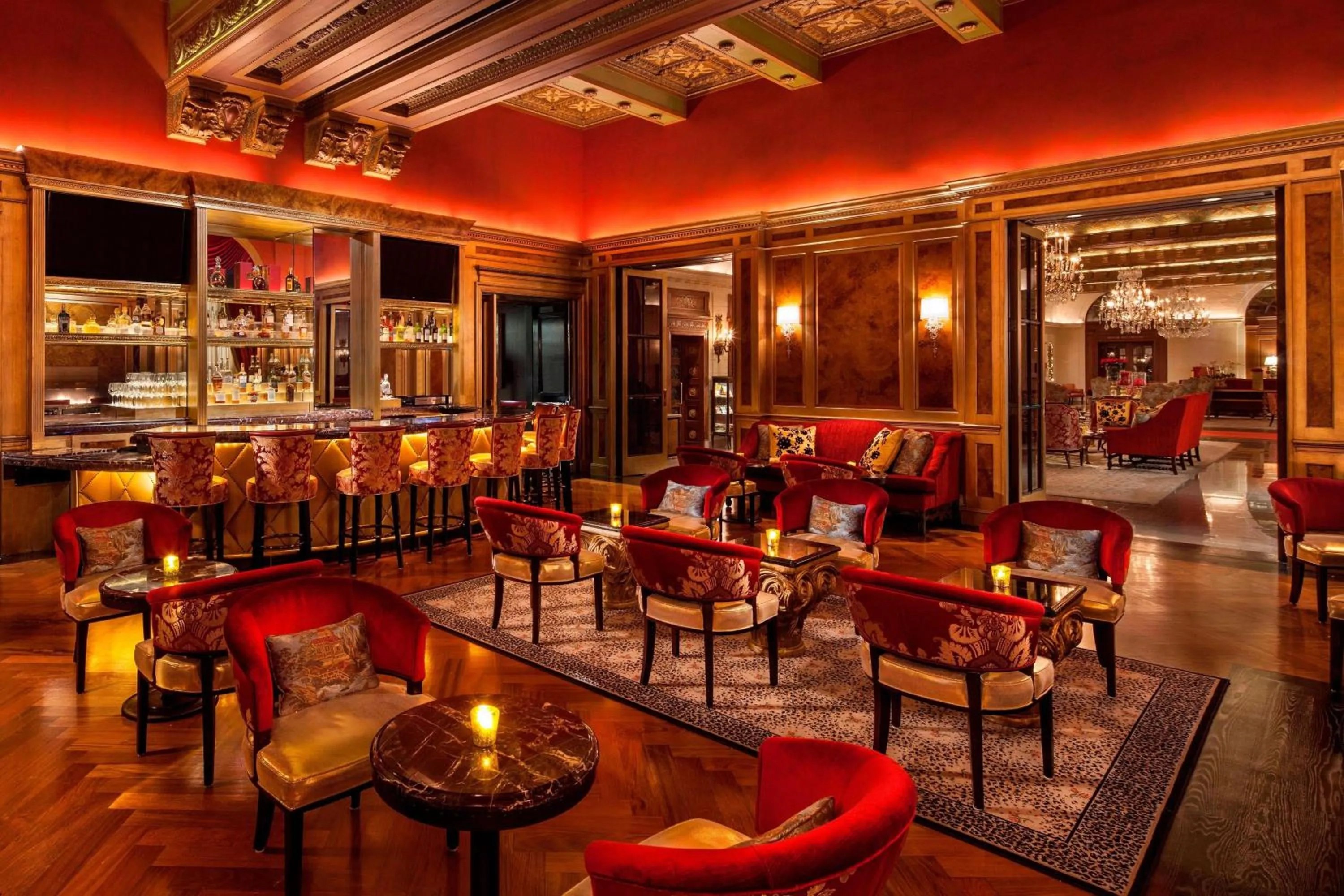 Lounge or bar in The St. Regis Washington, D.C.