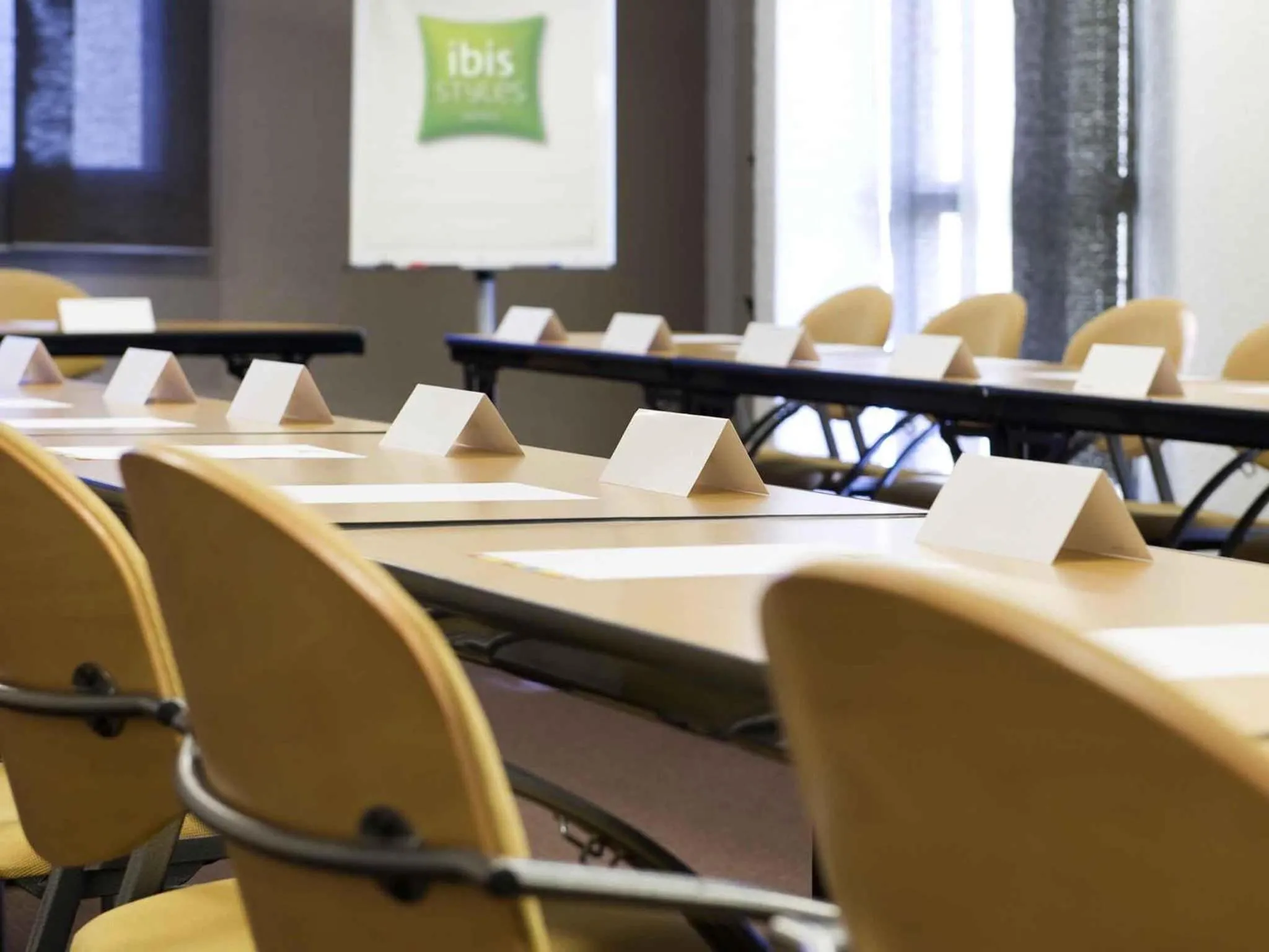 Meeting/conference room in ibis Styles Bordeaux Aéroport