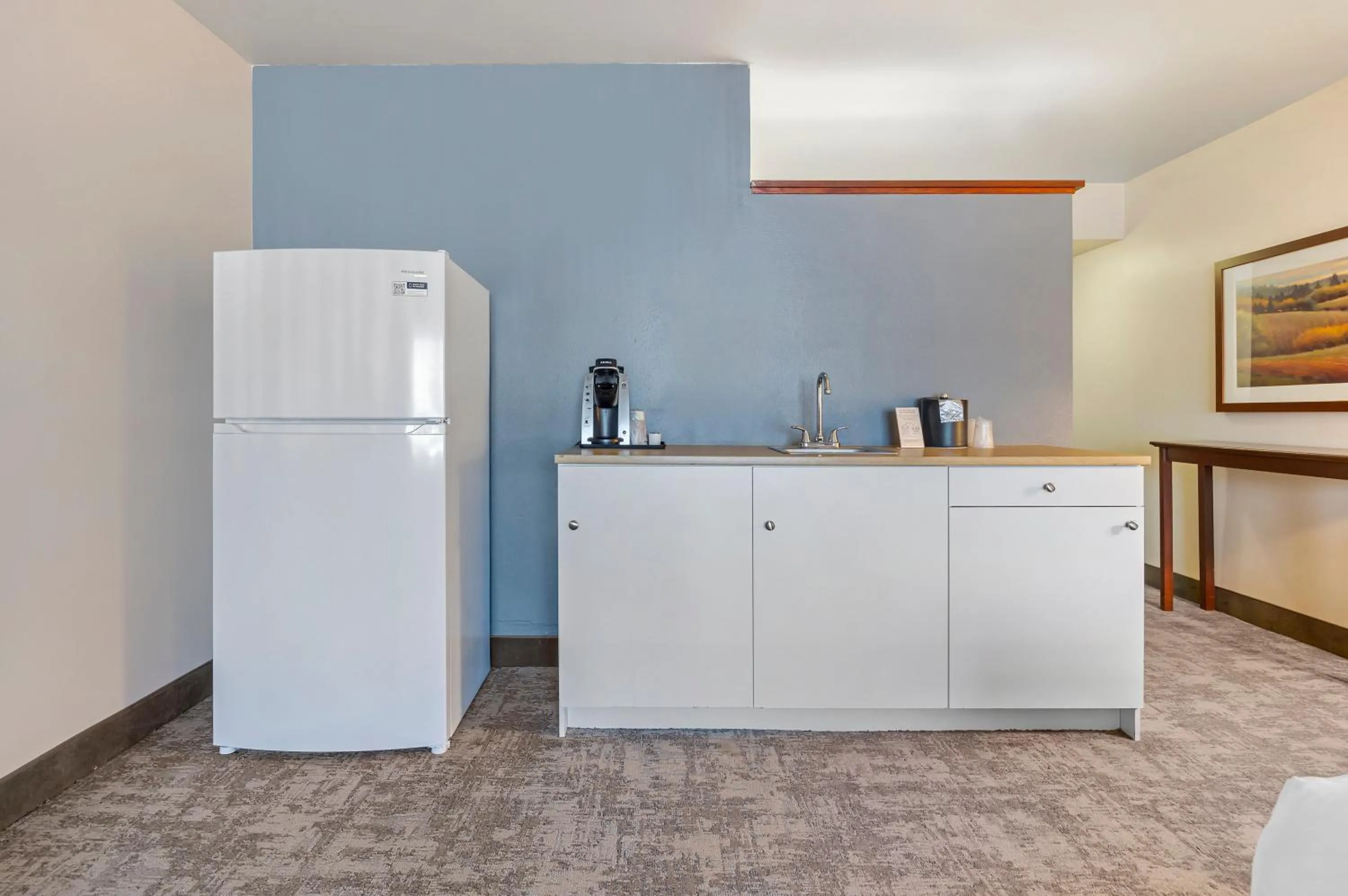 Bedroom in Seaport Inn & Suites