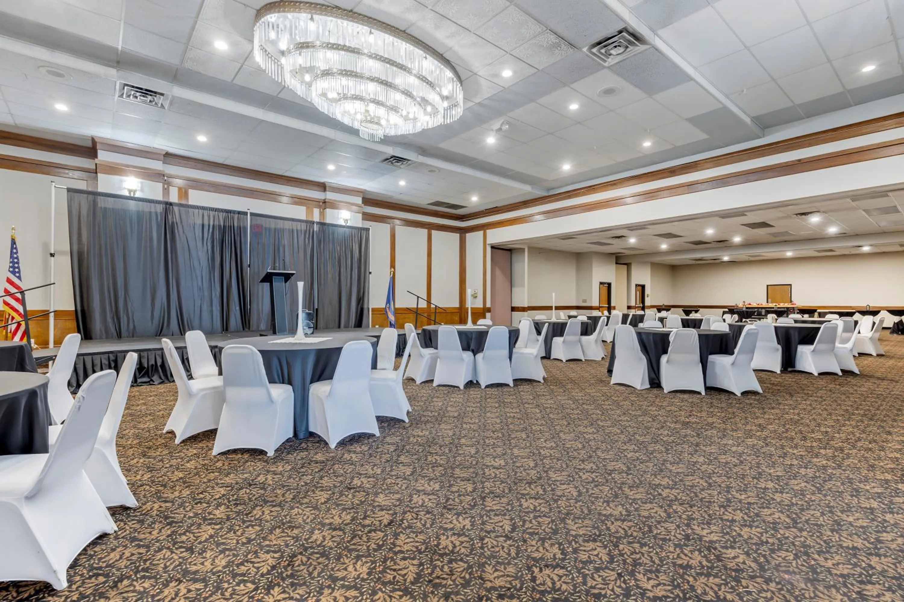 Banquet/Function facilities in Seaport Inn & Suites