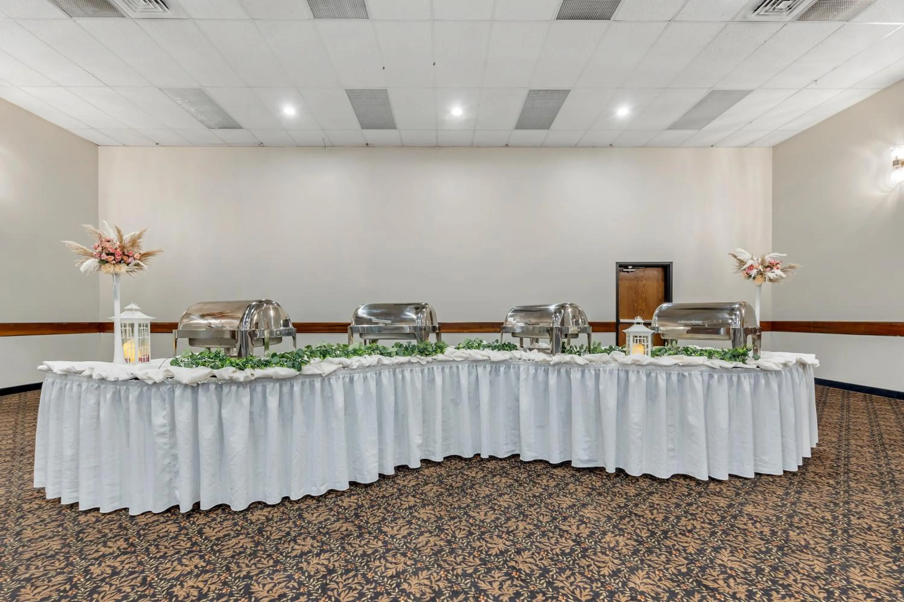 Banquet/Function facilities in Seaport Inn & Suites