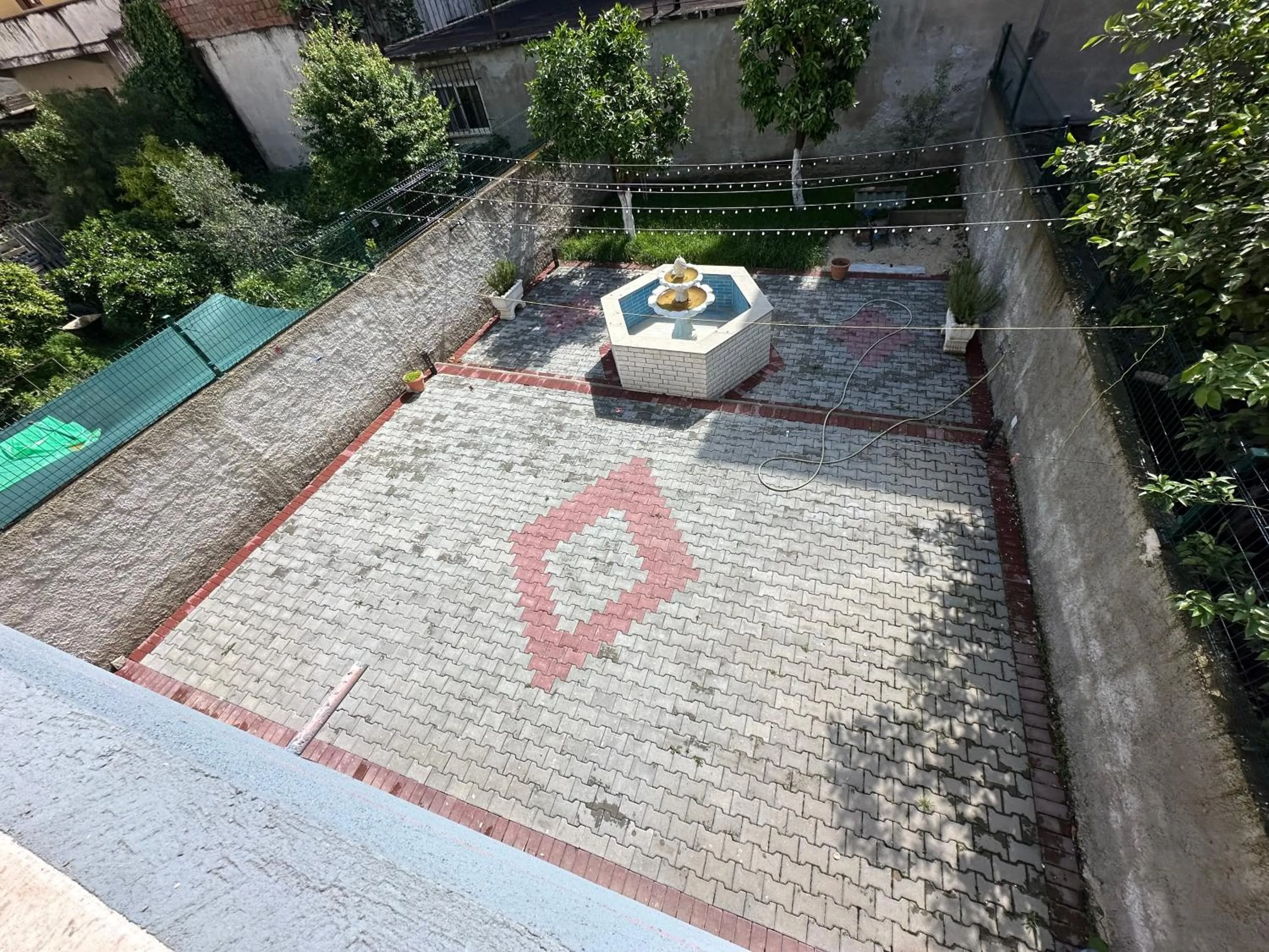 Property building in Chicago hotel