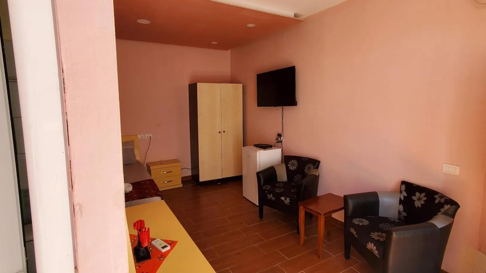 TV and multimedia, Bed in Chicago hotel