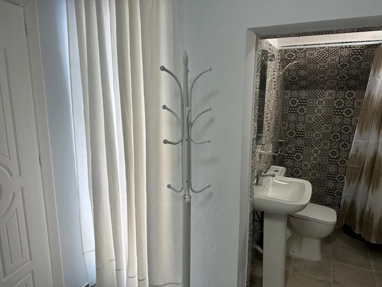 Toilet in Chicago hotel