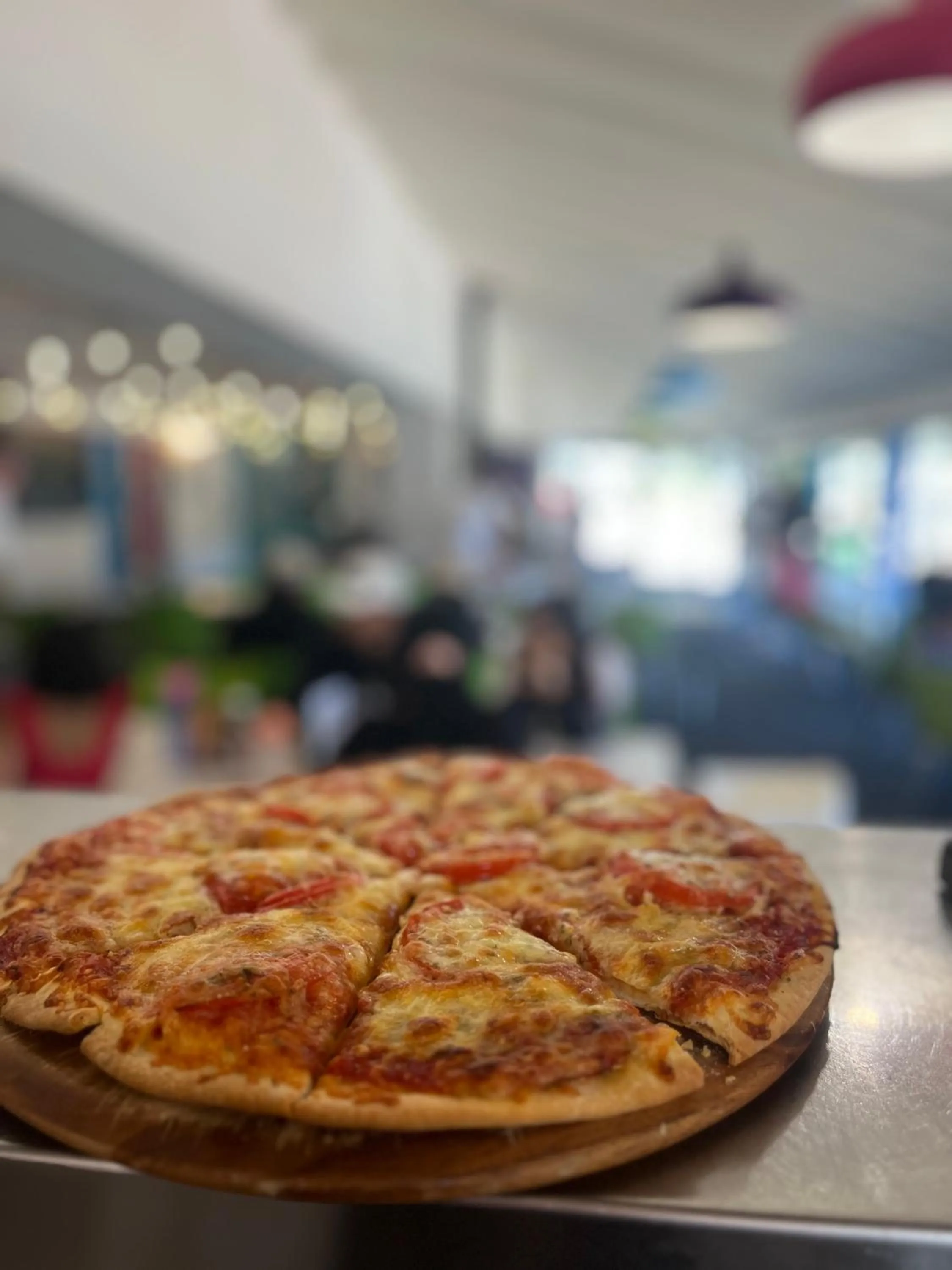 Restaurant/places to eat in Stillwell Hotel